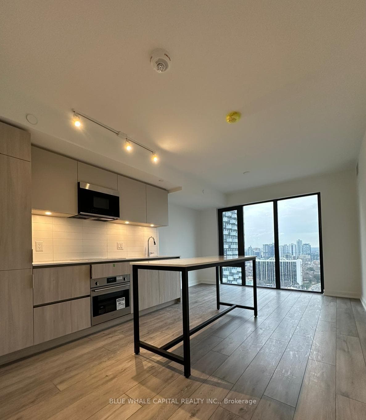 47 Mutual Street 2406, Toronto, ON M5B 0C6