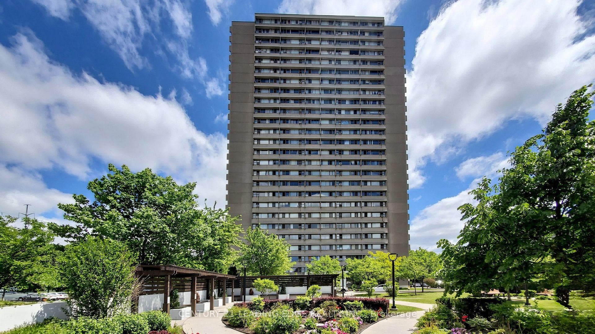 725 Don Mills Road 1006, Toronto, ON M3C 1S8