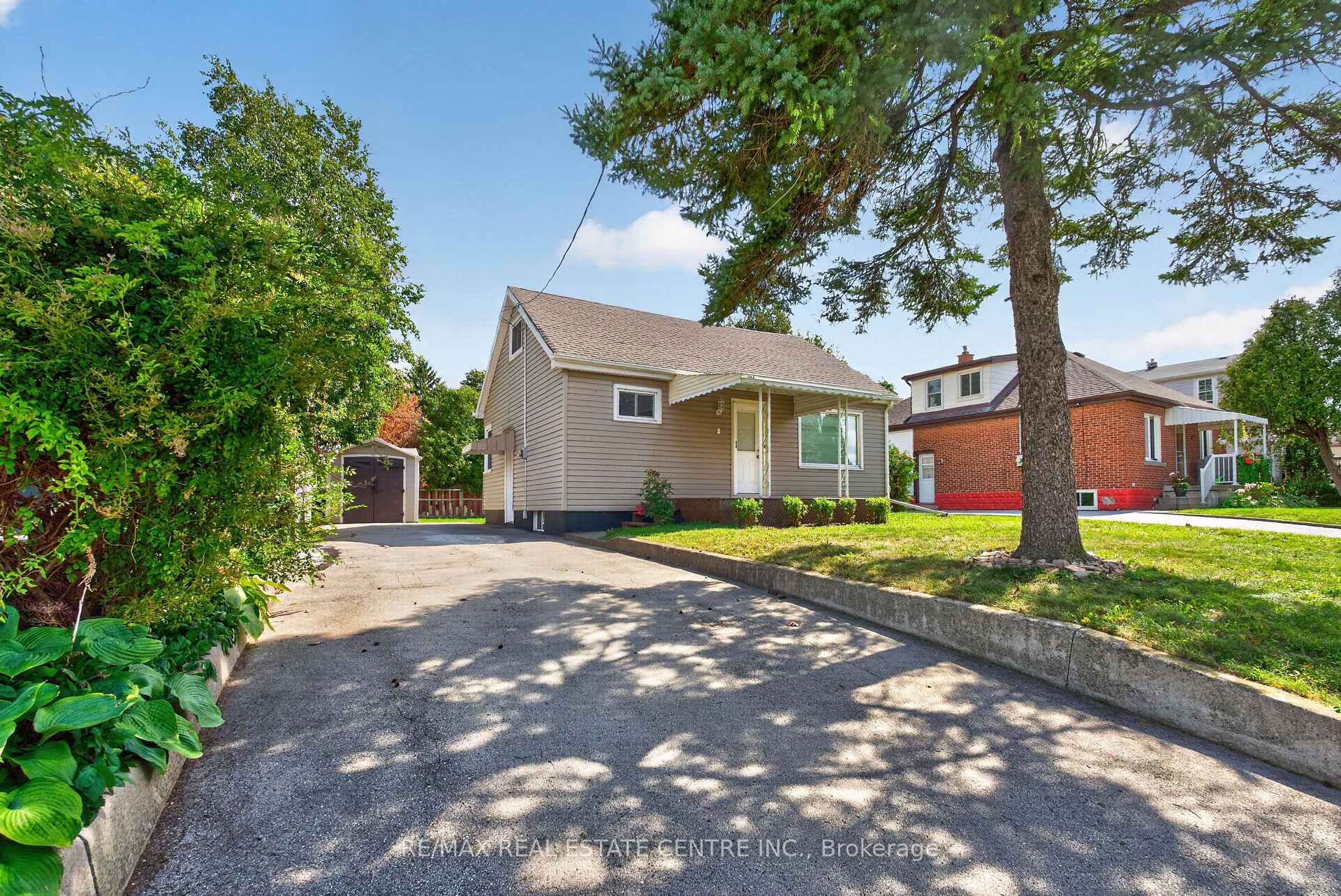 243 West 19th Street, Hamilton, ON L9C 4J3