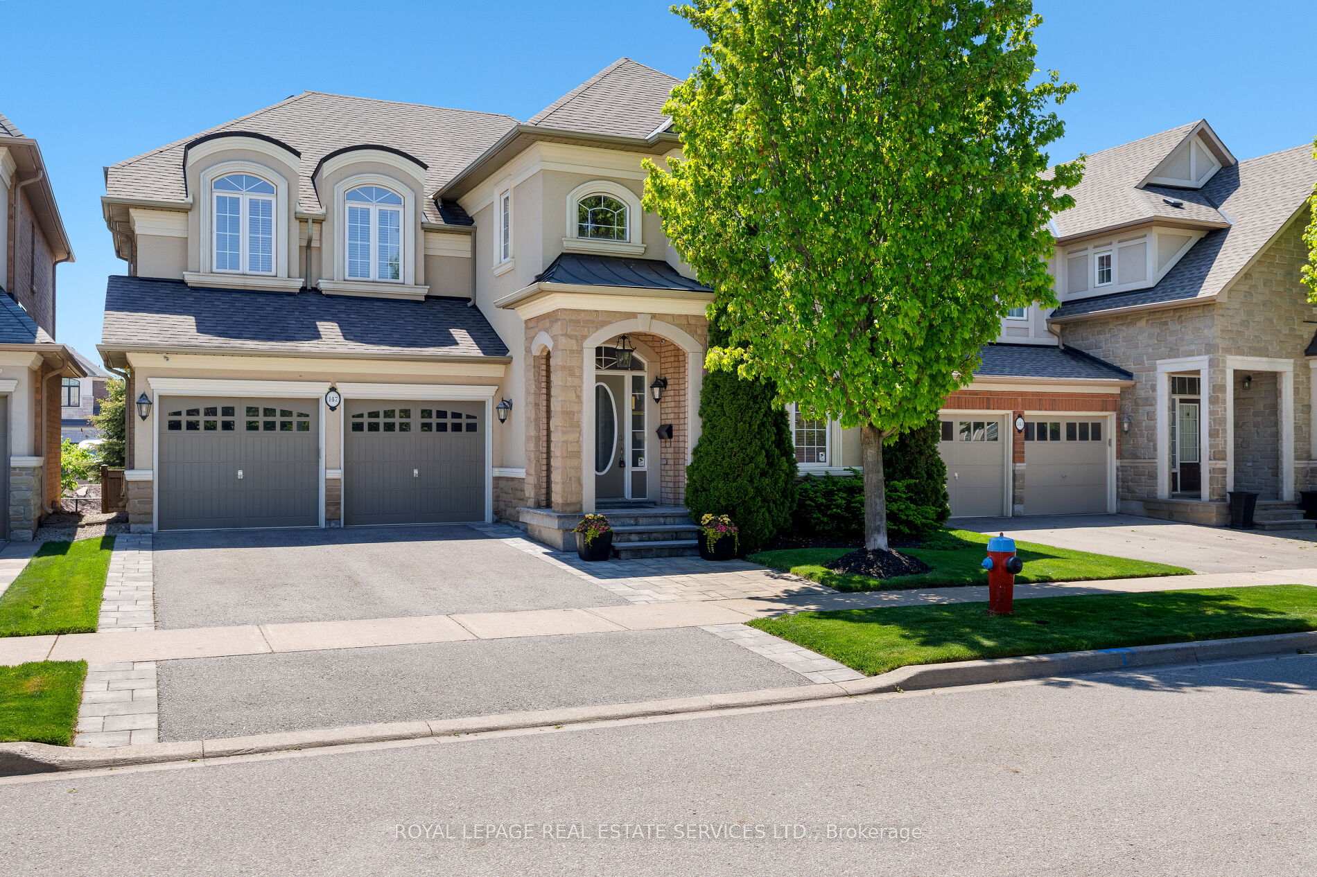 147 Innville Crescent, Oakville, ON L6L 0B8