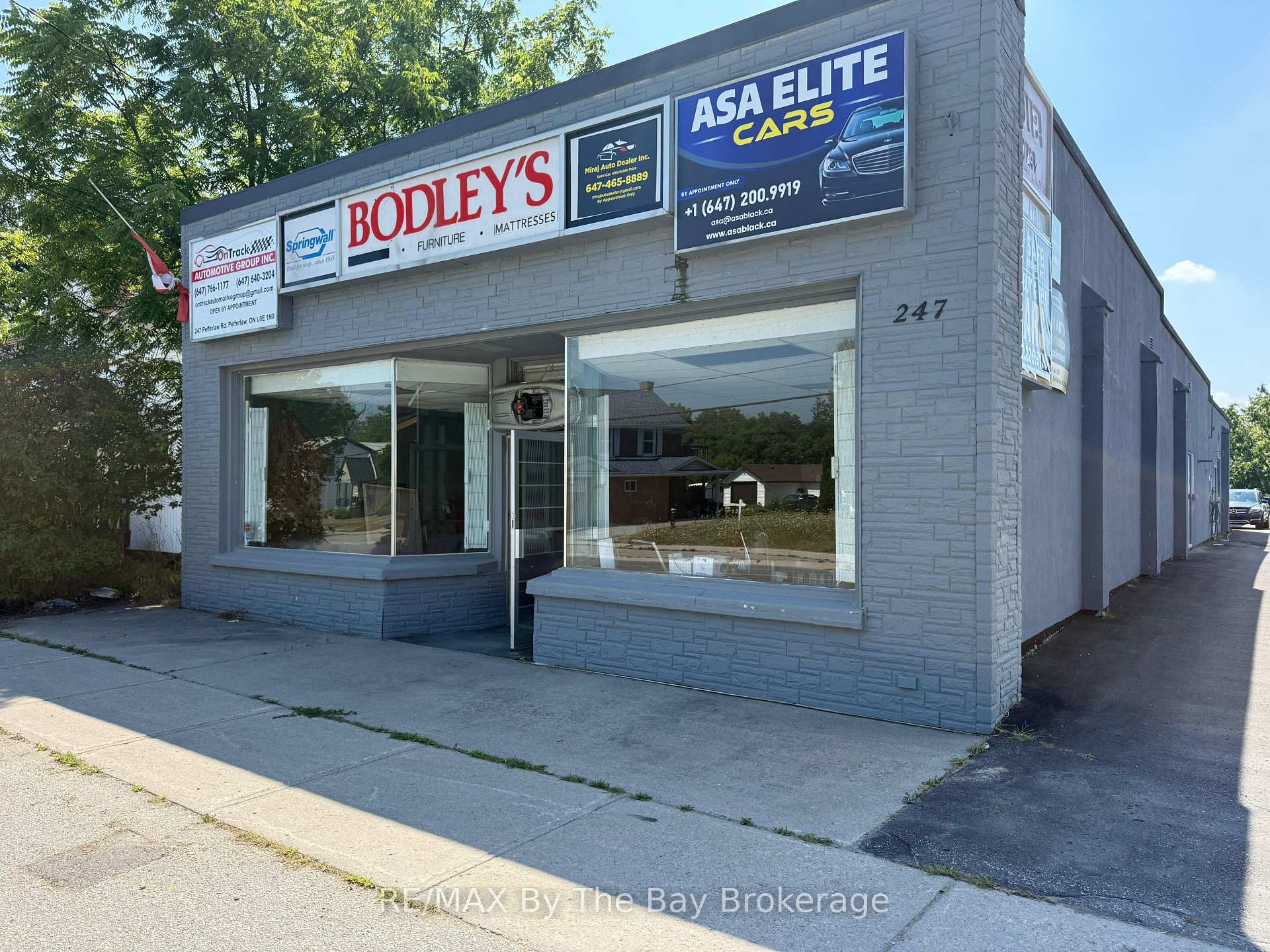 247 Pefferlaw Road, Georgina, ON L0E 1N0
