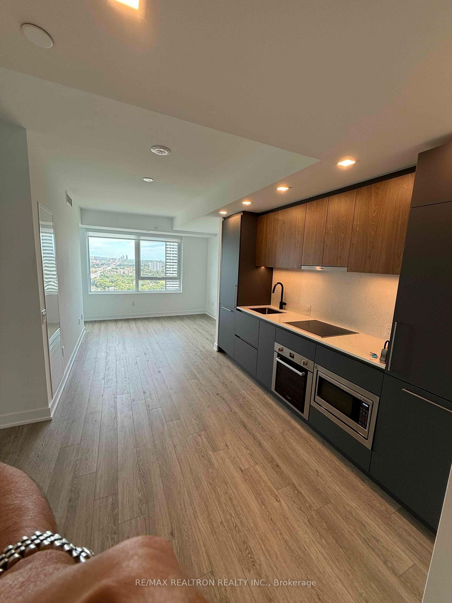 609 Sherbourne Street 2808, Toronto, ON M4X 0A4