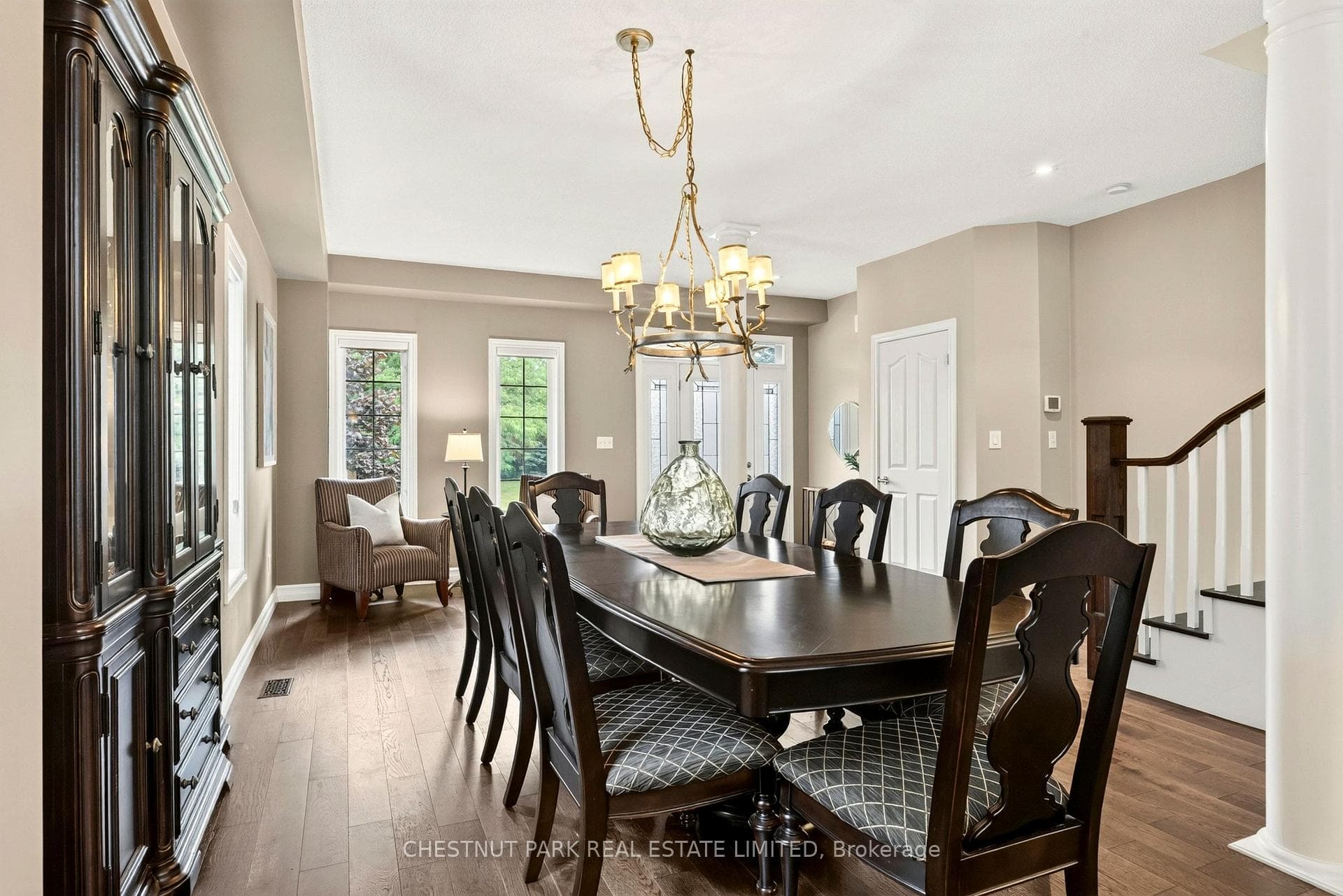 18 Pelham Drive, Hamilton, ON L9K 1L4