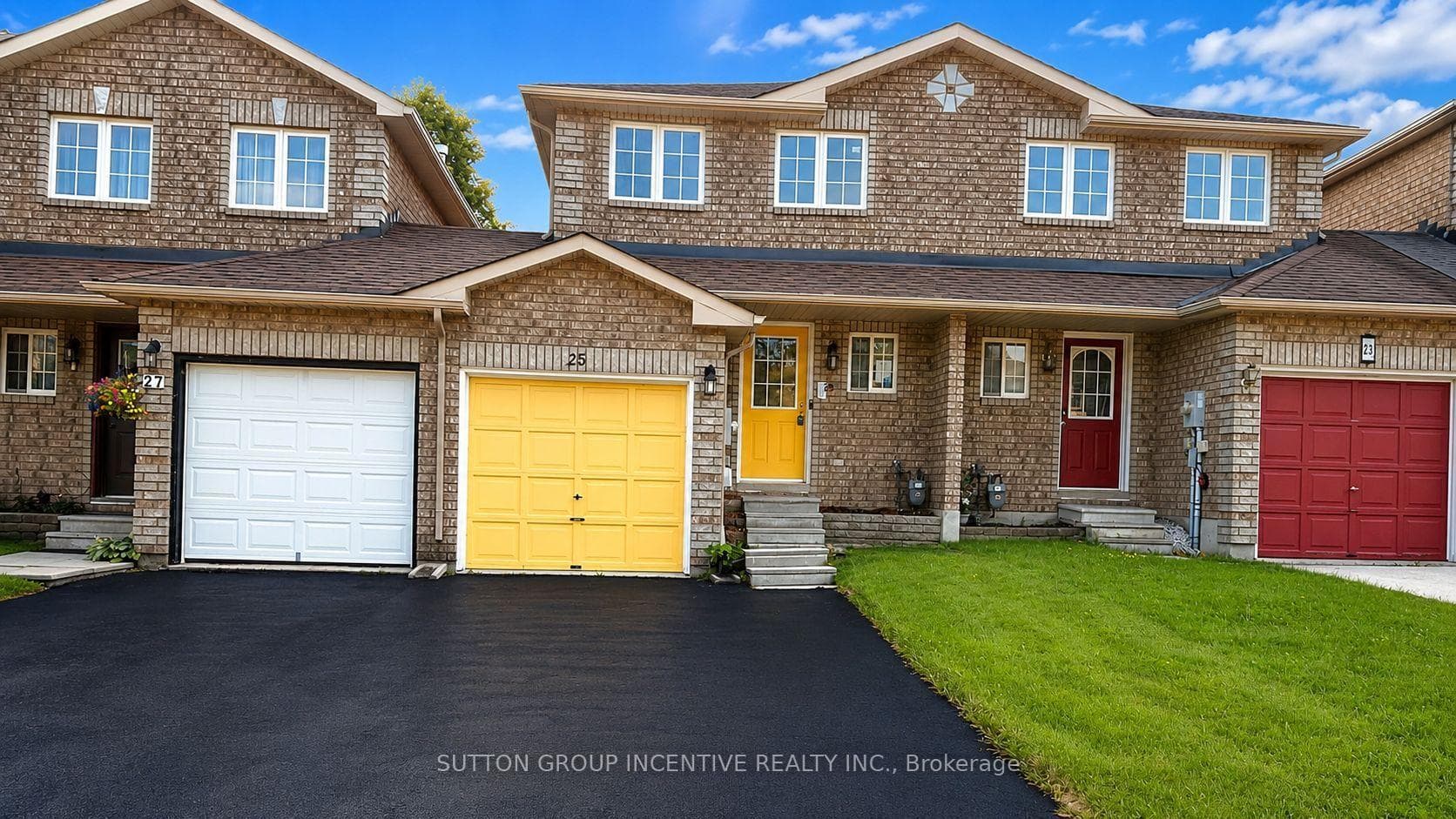 25 Lions Gate Boulevard, Barrie, ON L4M 7E3