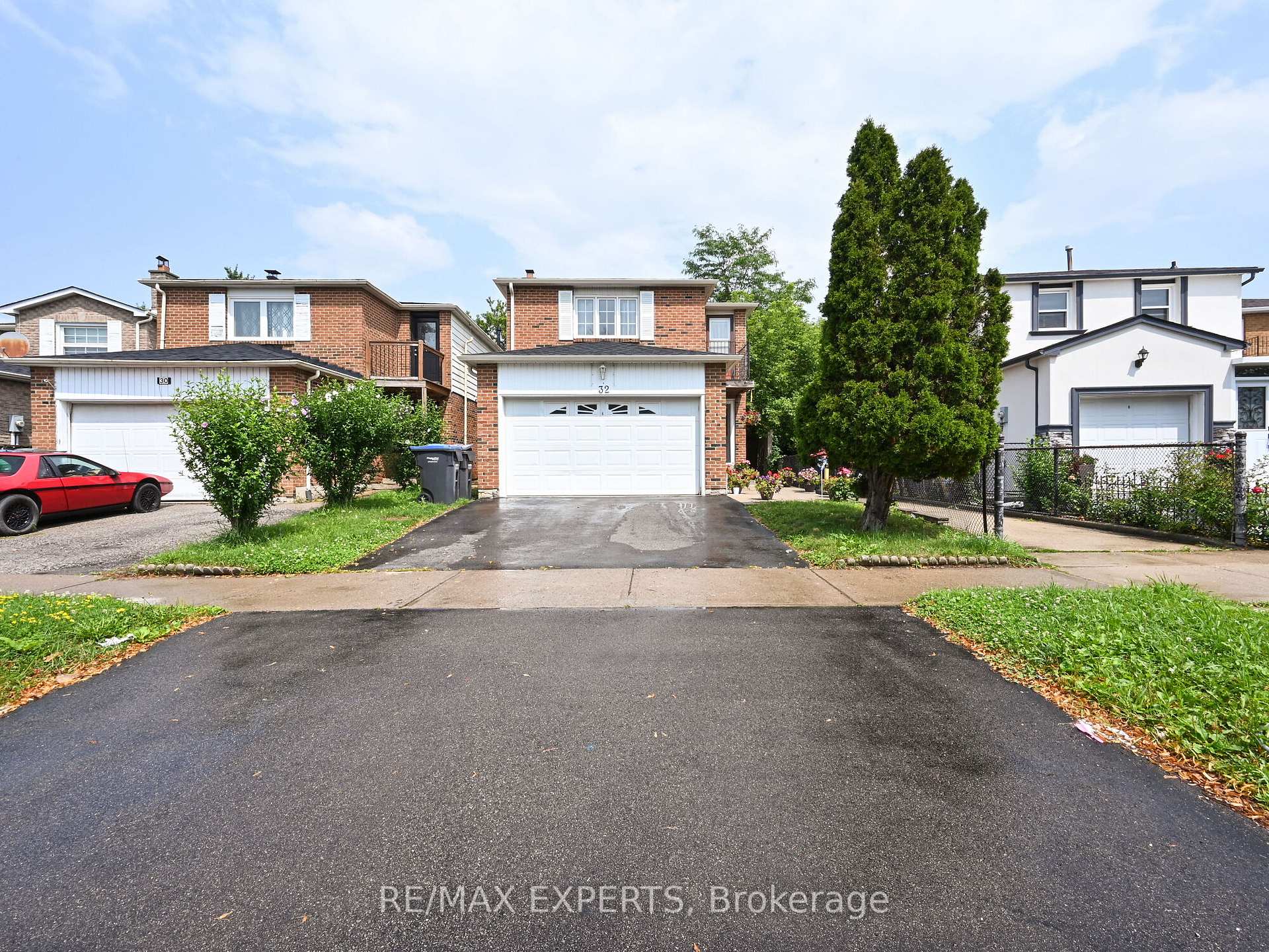 32 Morton Way, Brampton, ON L6Y 2R7
