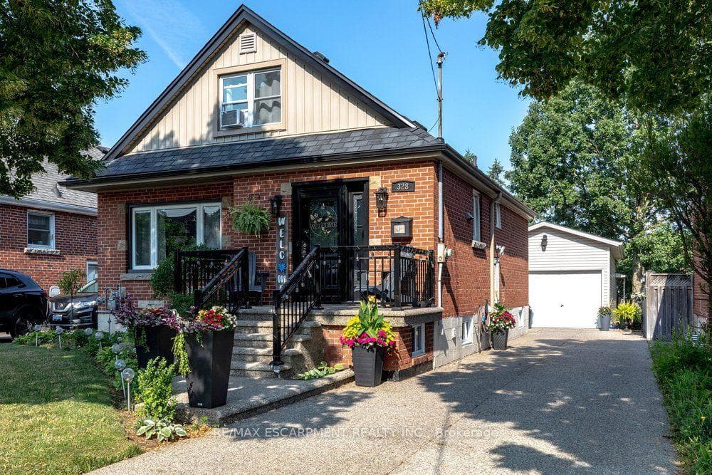 328 East 19th Street, Hamilton, ON L9A 4S8