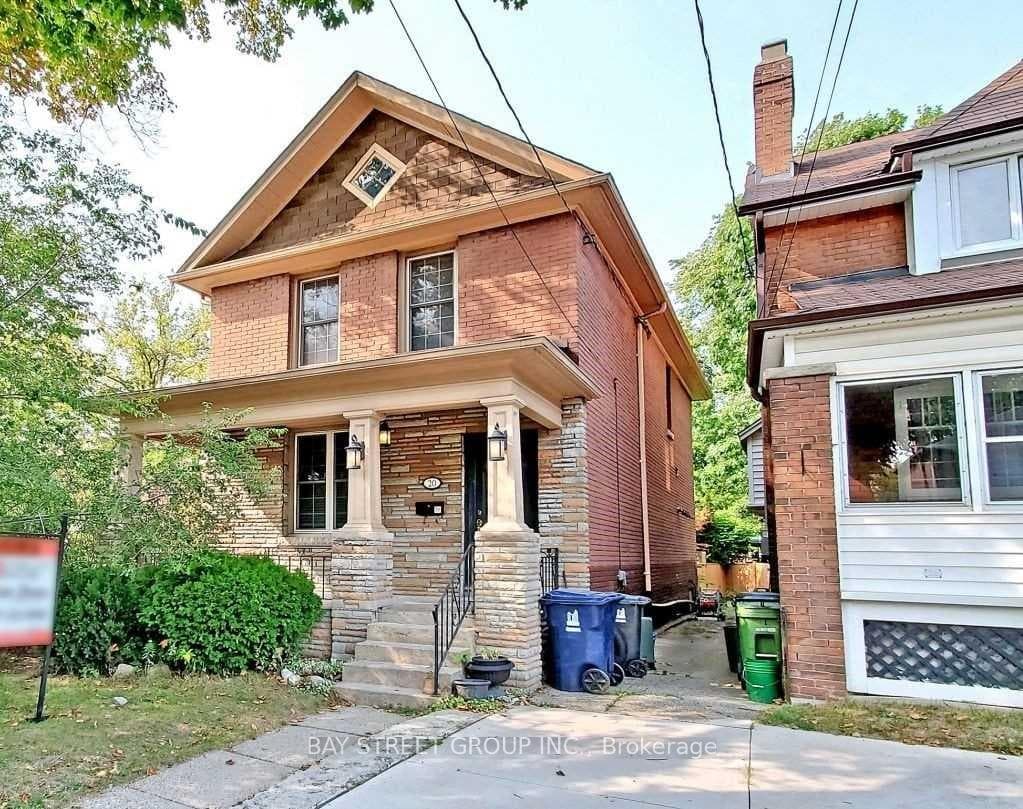 20 Bowood Avenue, Toronto, ON M4N 1Y4