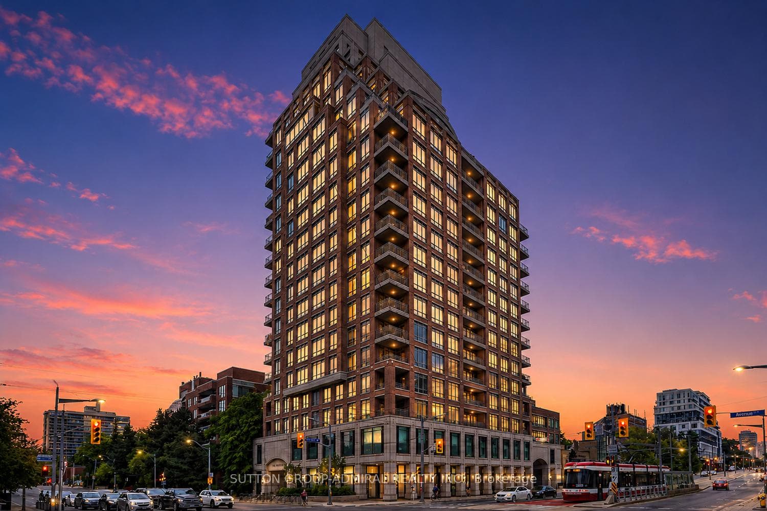 155 St Clair Avenue W 1801, Toronto, ON M4V 0A1