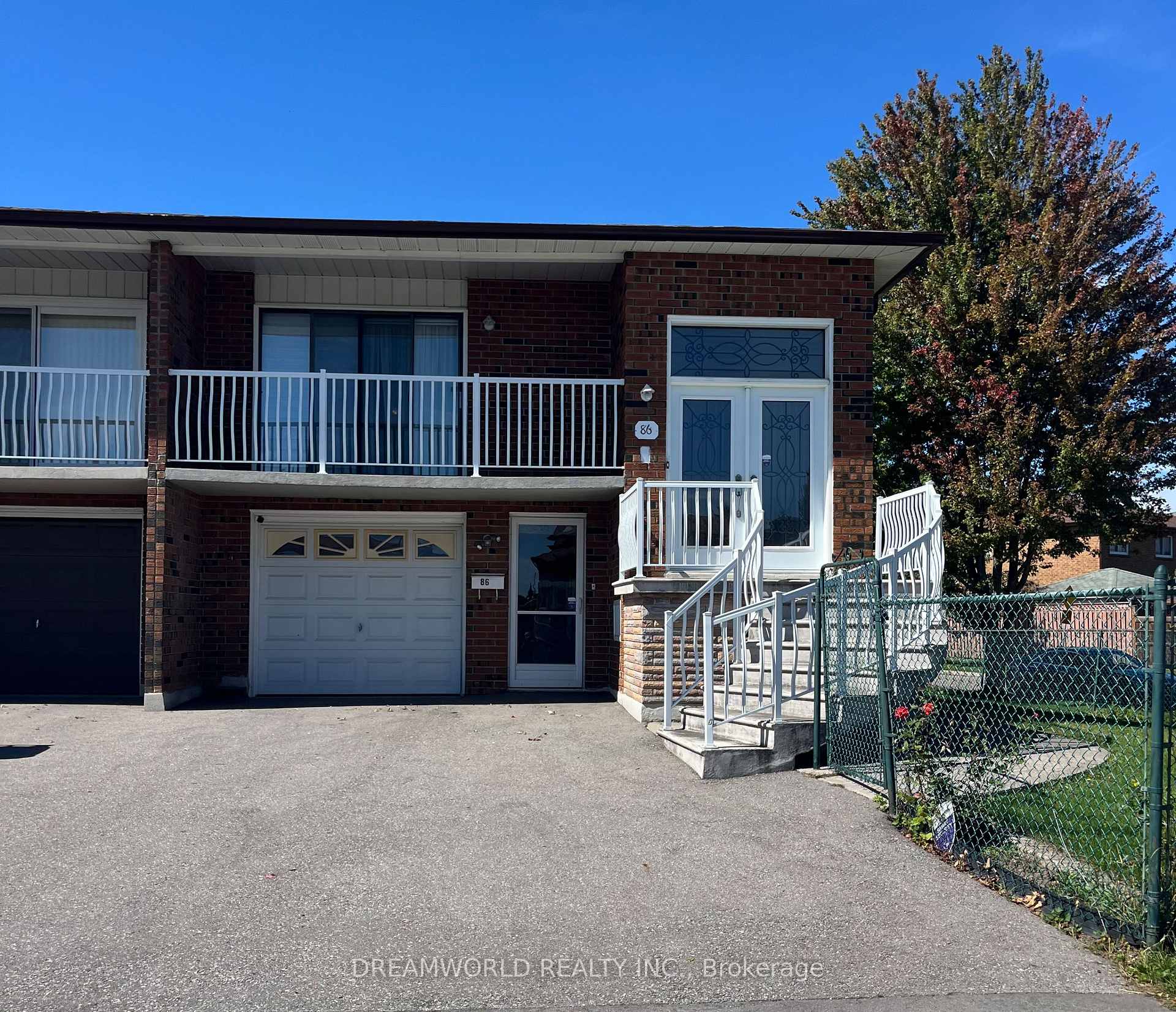 86 Arleta Avenue, Toronto, ON M3L 2E7