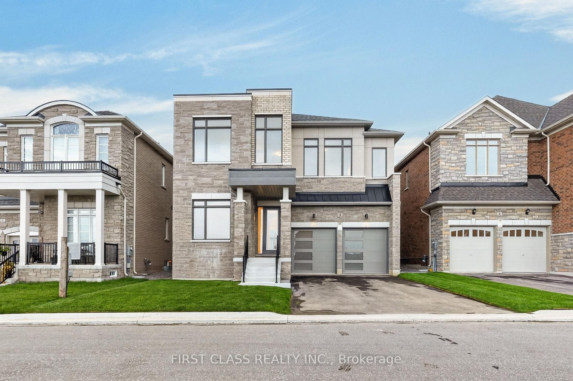 4 Furon Street, Richmond Hill, ON L4E 1M7