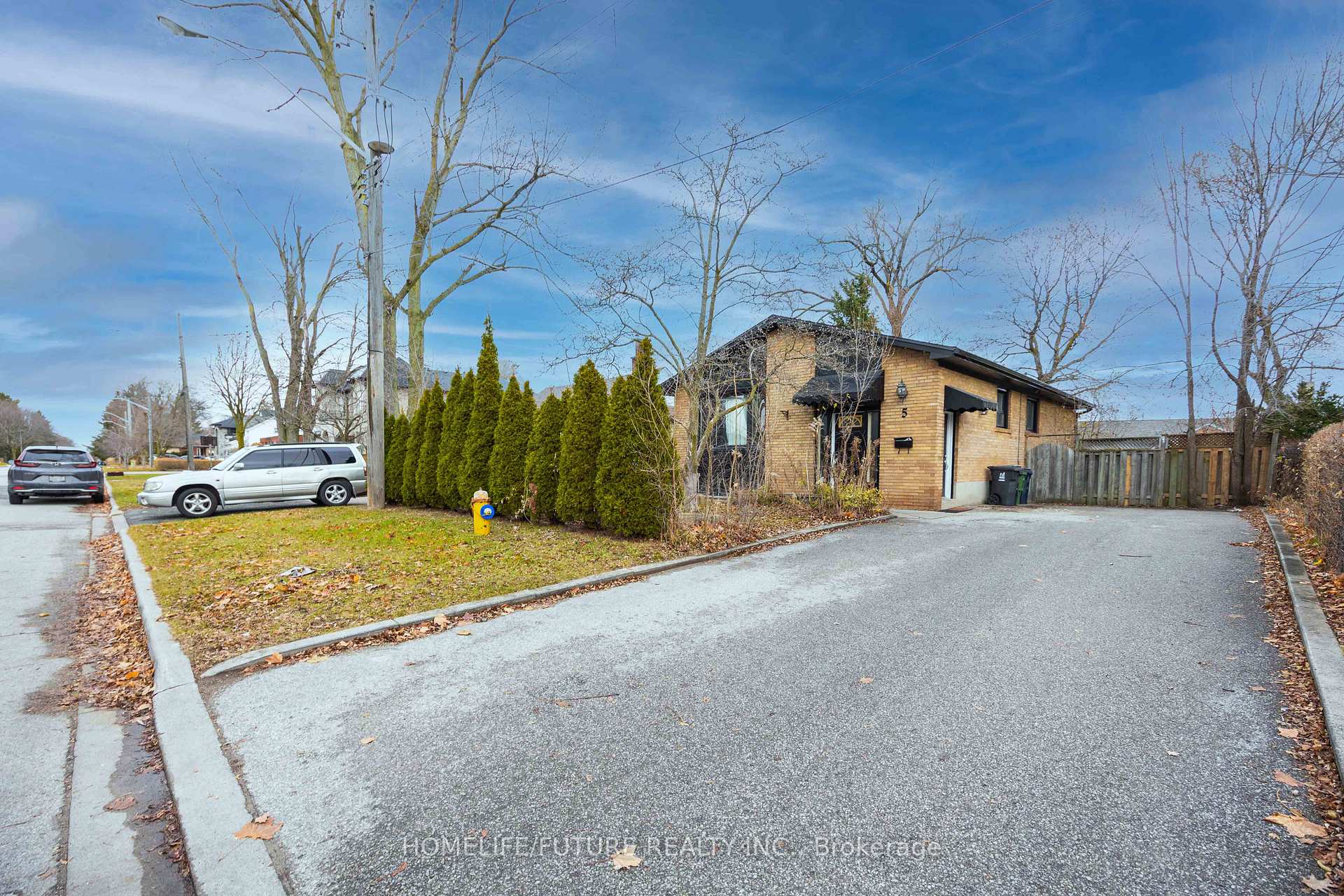 5 Watson Street, Toronto, ON M1C 1E2