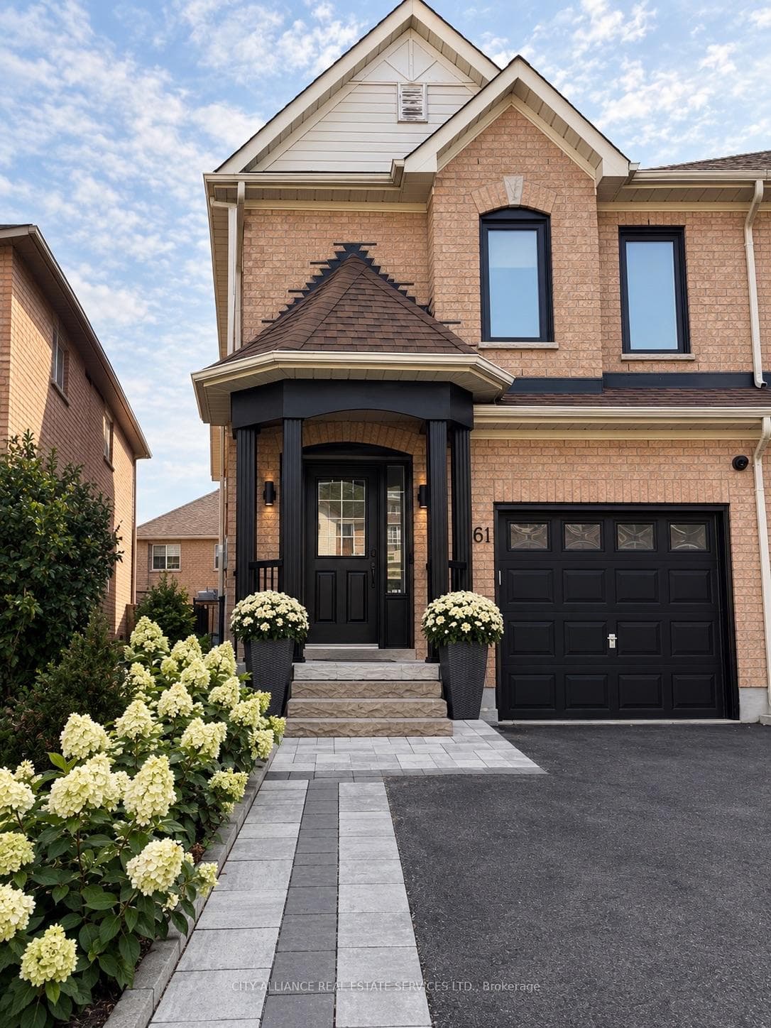 61 Knoll Haven Circle, Caledon, ON L7E 2V5