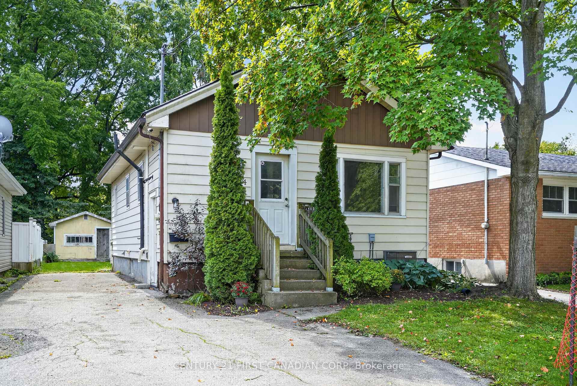 244 Edinburgh Street, London North, ON N6H 1M3
