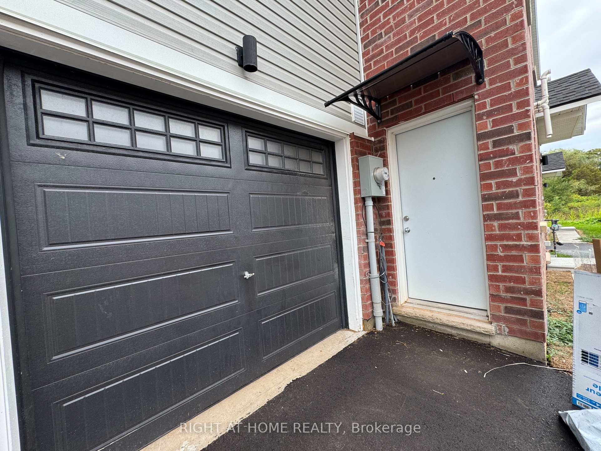 107 Highriver Trail (LOWER), Welland, ON L3C 0H6