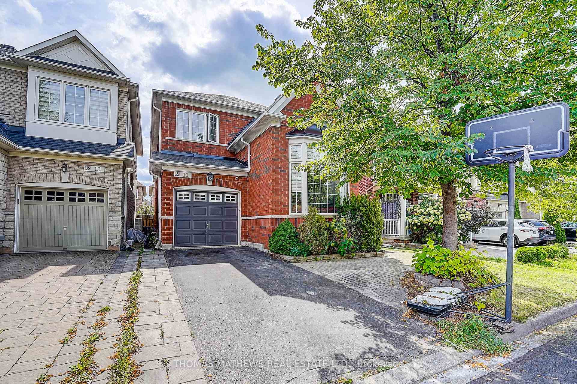 11 Ada Gardens, Markham, ON L6B 0G2