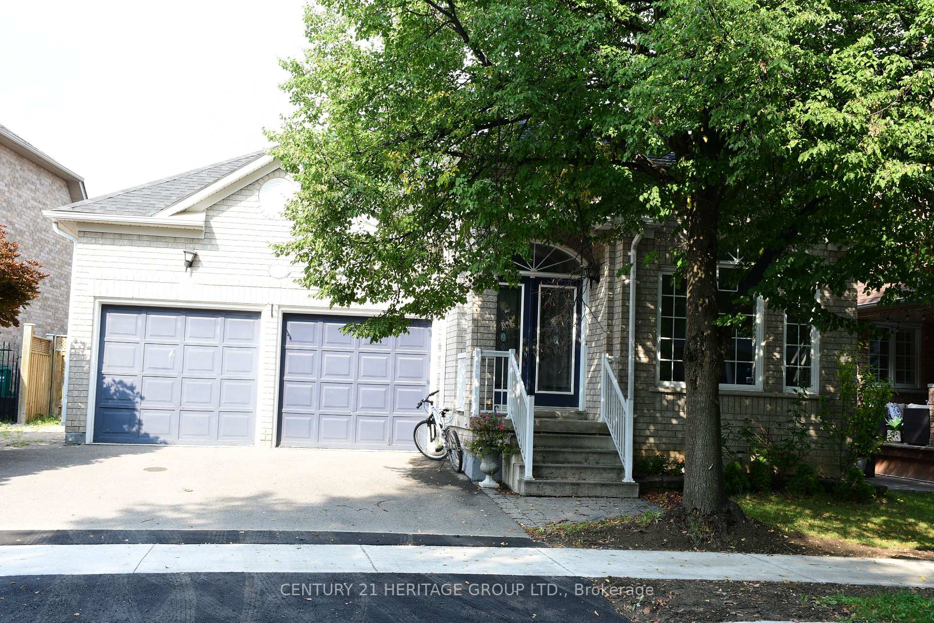 116 Marbella Road Lower, Vaughan, ON L4H 1L4