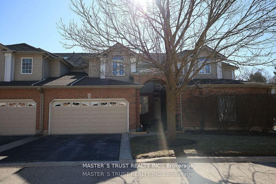 784 Gordon Street 6, Guelph, ON N1G 5C8