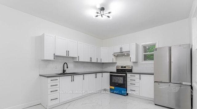 439 Ferguson Avenue N, Hamilton, ON L8L 4Z1