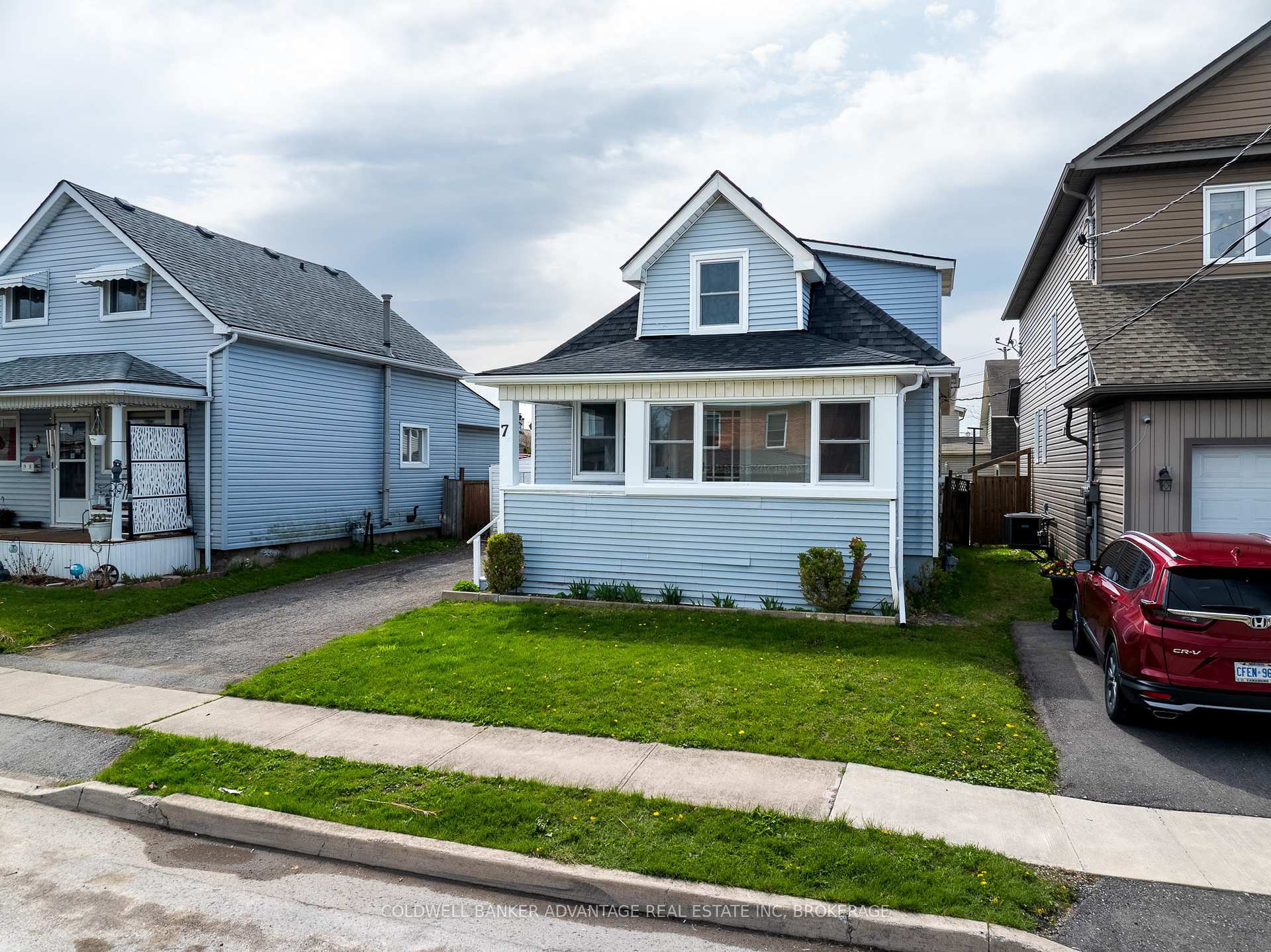 7 Battle Street, Thorold, ON L2V 3W3