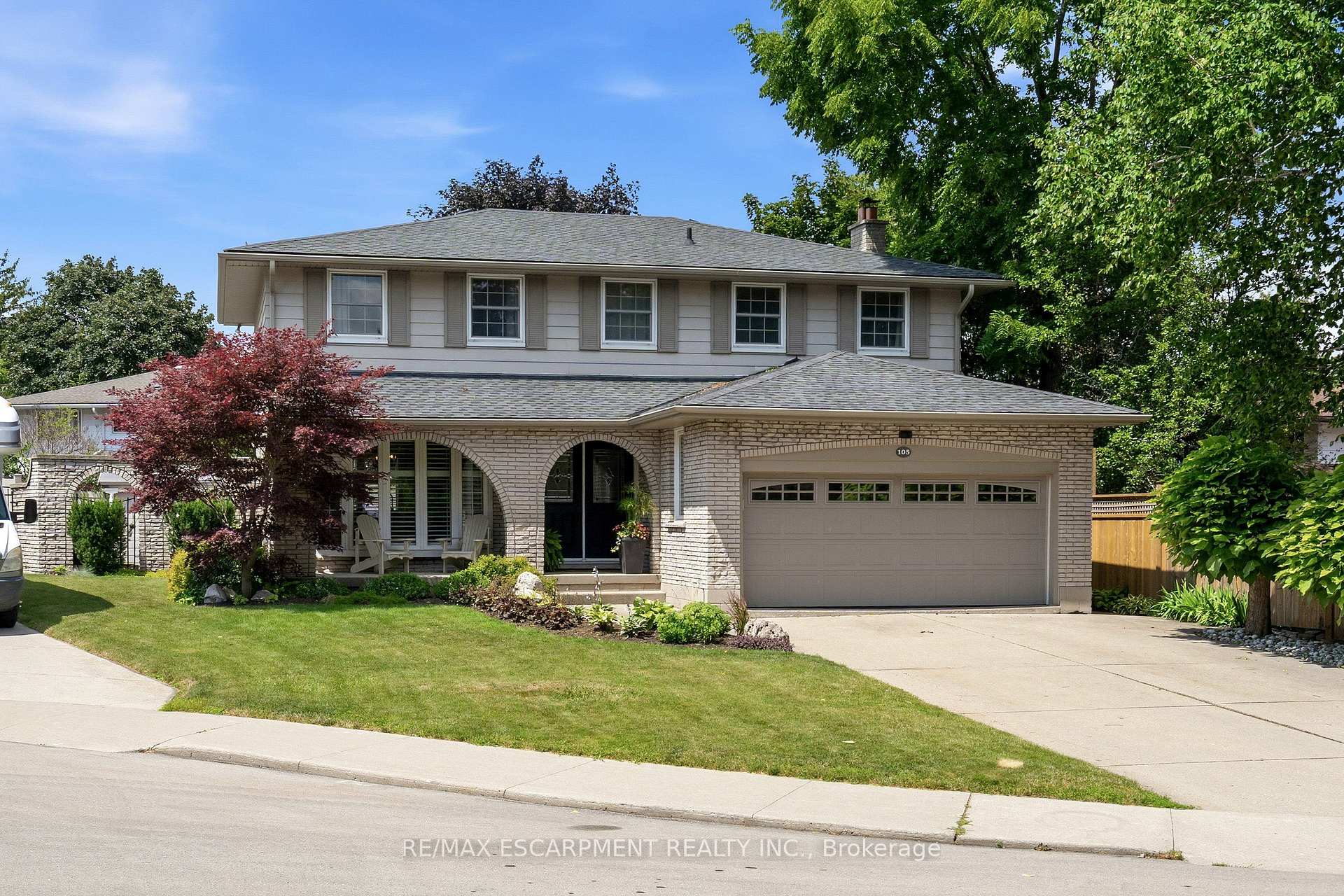 105 San Fernando Drive, Hamilton, ON L9C 2C3