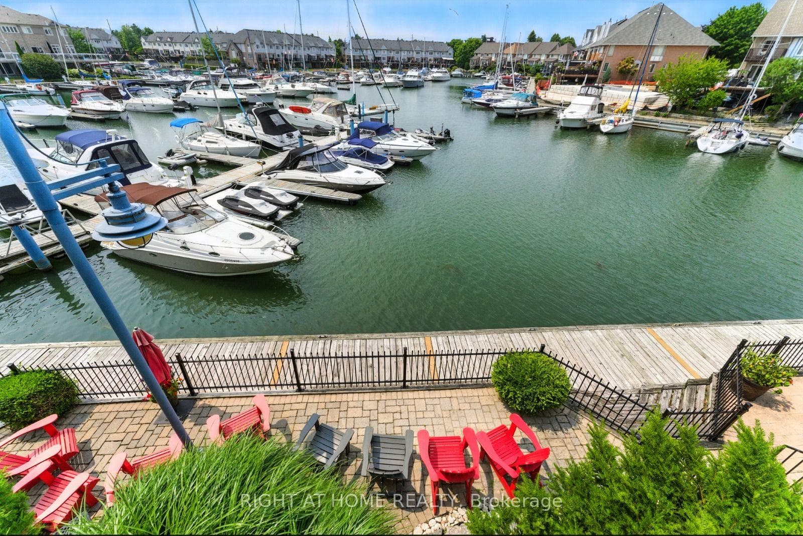 65 Sunvale Place W, Hamilton, ON L8E 4Z6