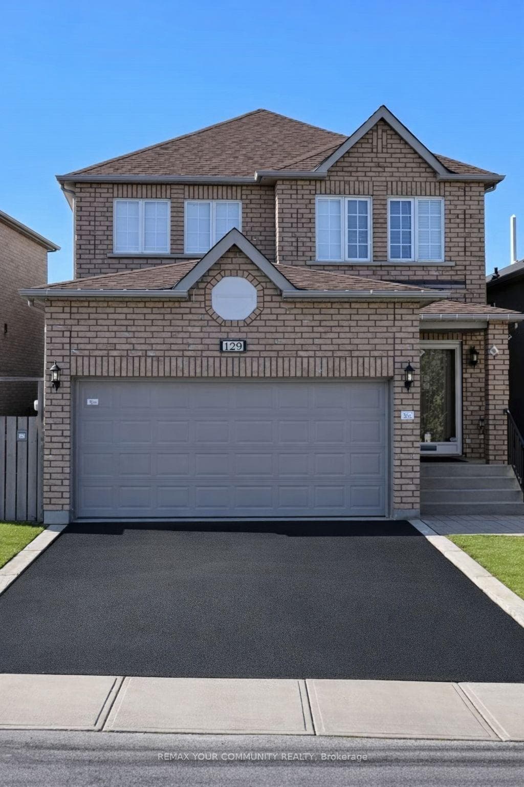 129 Colombo Crescent, Vaughan, ON L6A 2T9