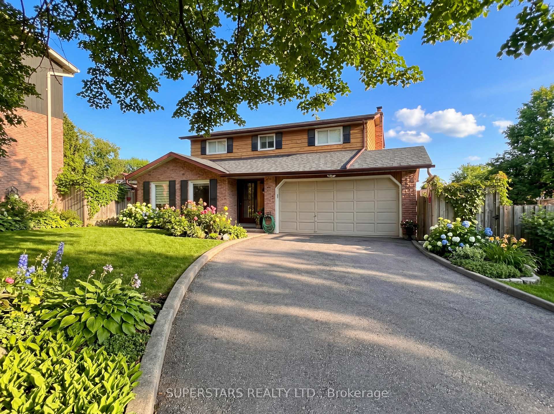 1731 Ada Court, Pickering, ON L1V 2Y9
