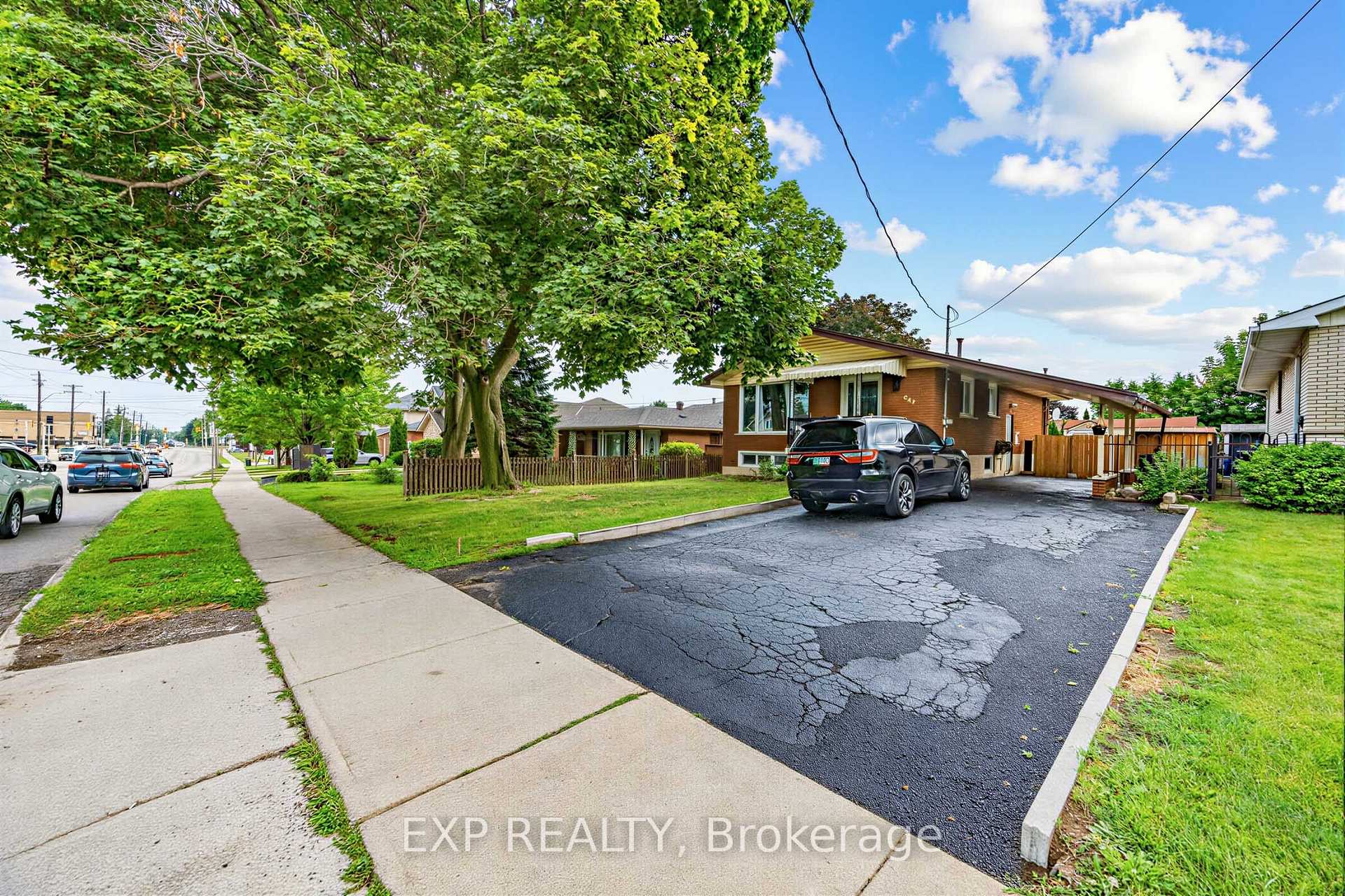 847 Upper Ottawa Street LOWER, Hamilton, ON L8T 3V4