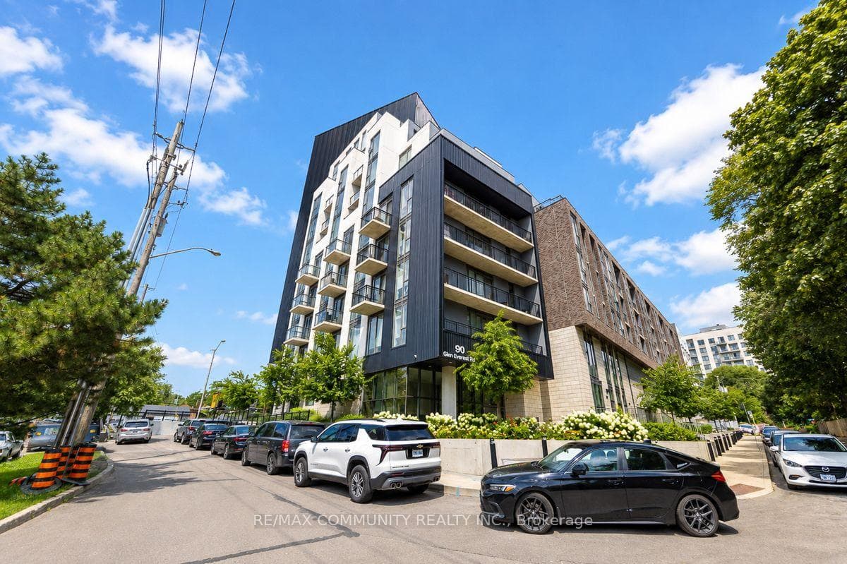 90 Glen Everest Road 320, Toronto, ON M1N 0C3