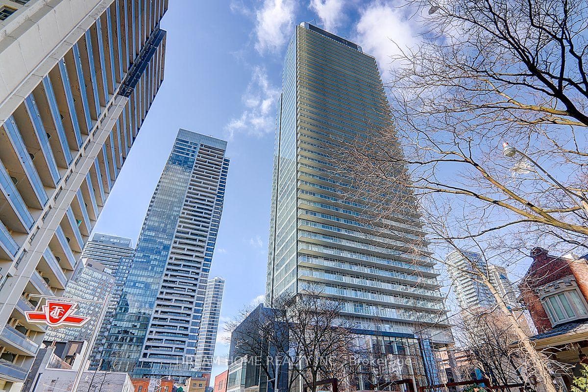 3 Gloucester Street 1809, Toronto, ON M4Y 0C6
