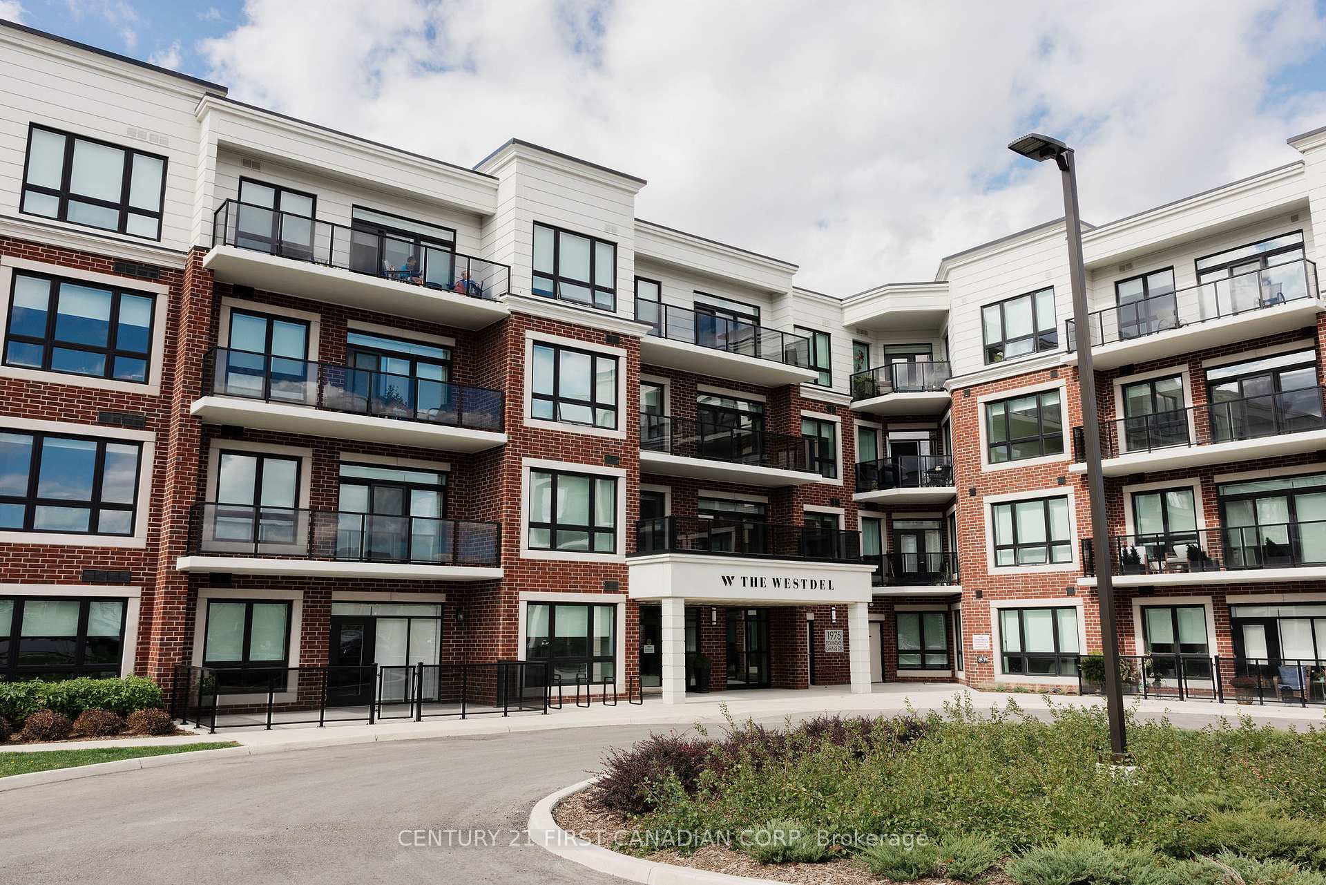 1975 Fountain Grass Drive 103, London South, ON N6K 0M3
