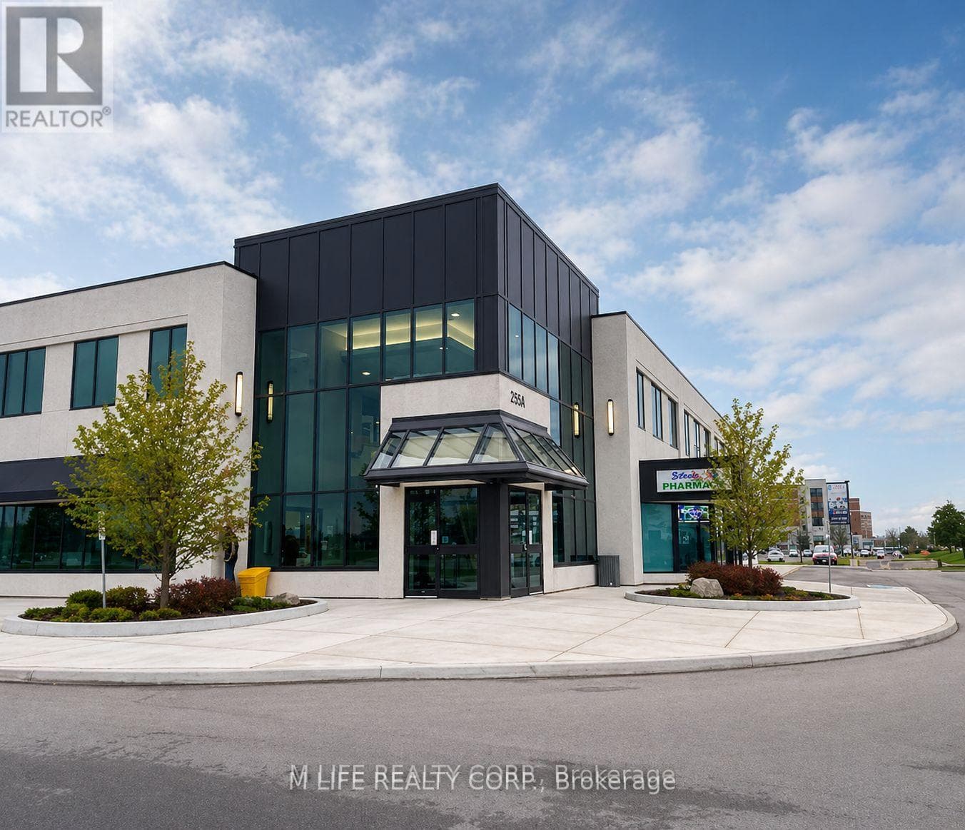 3550 Schmon Parkway 3, Thorold, ON L2V 4Y6