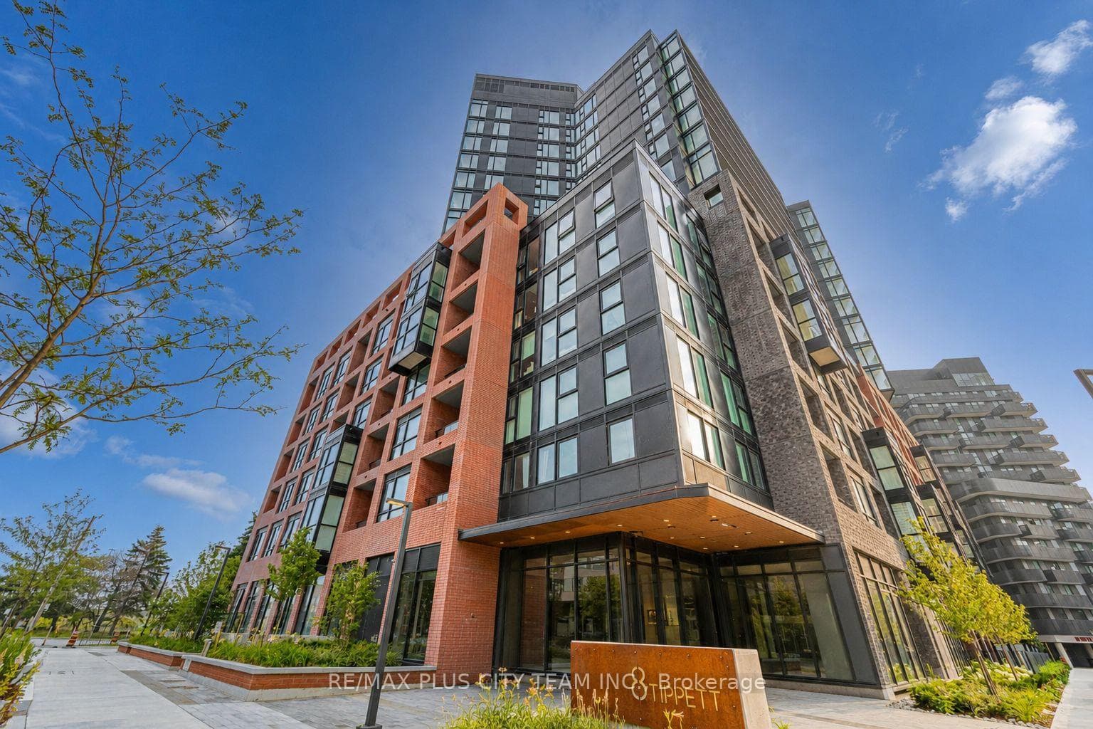 8 Tippett Road 105, Toronto, ON M3H 0E7