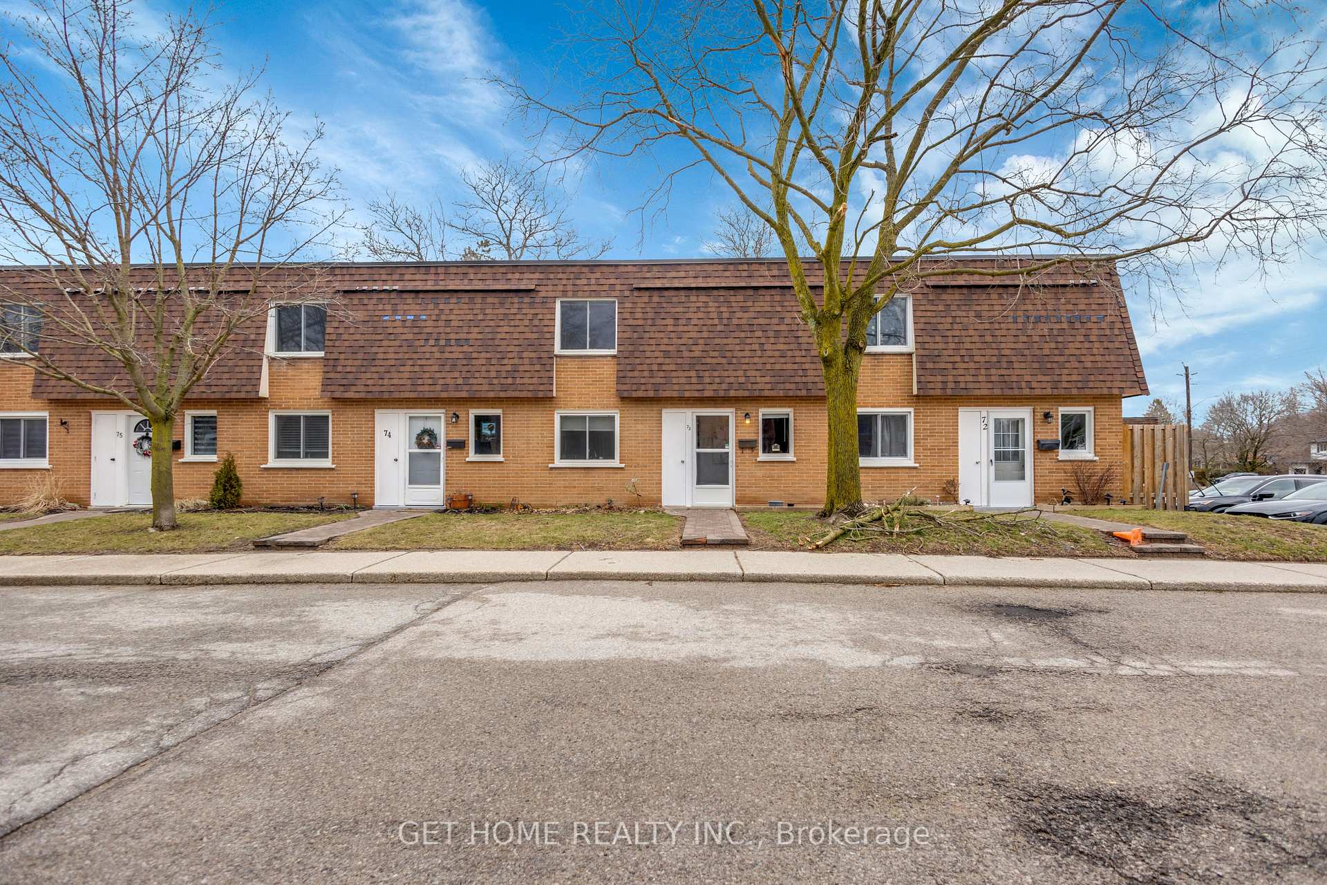 120 Country Club Drive 73, Guelph, ON N1E 3K7