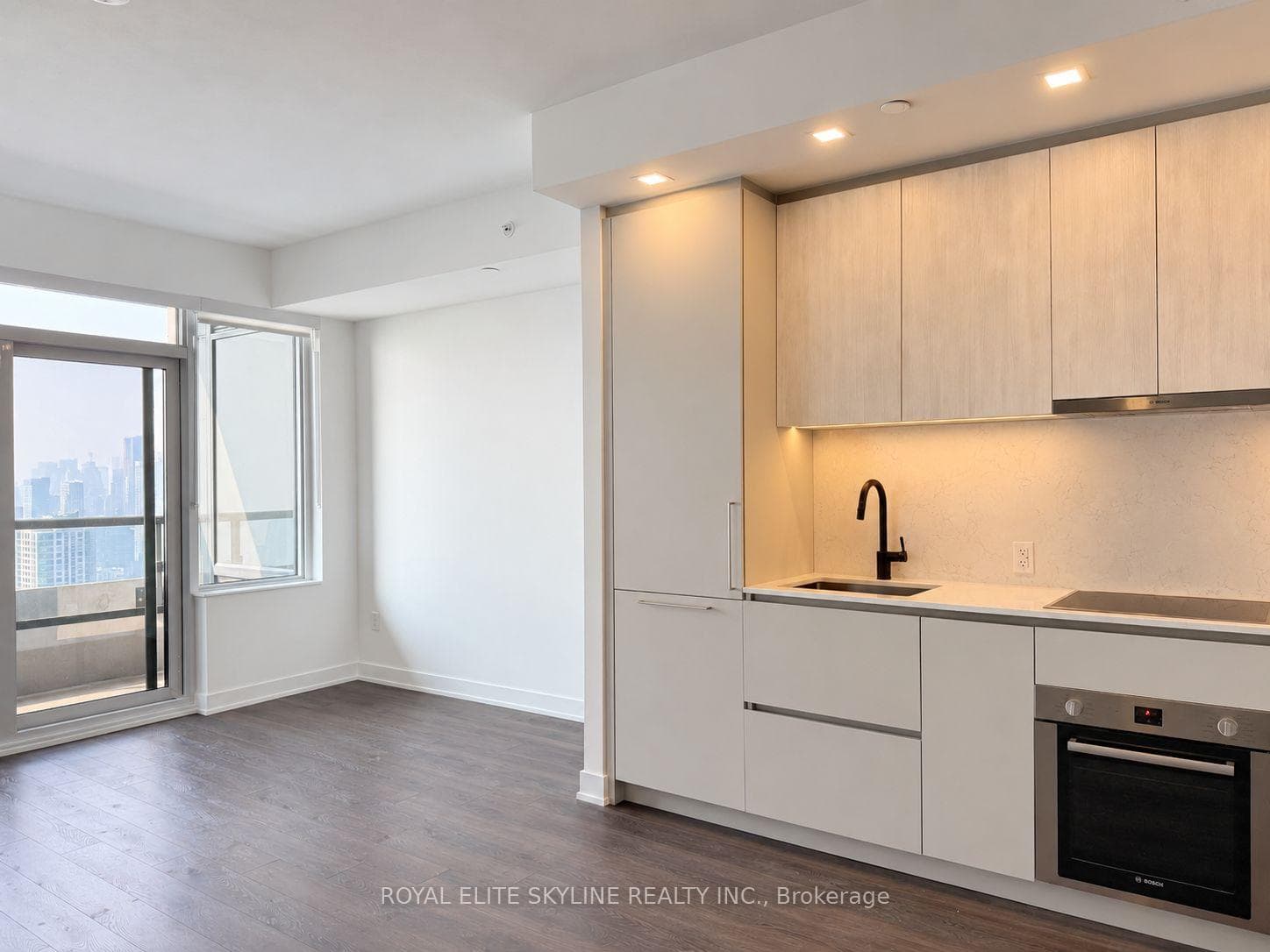 609 Sherbourne Street 4801, Toronto, ON M4X 0A4