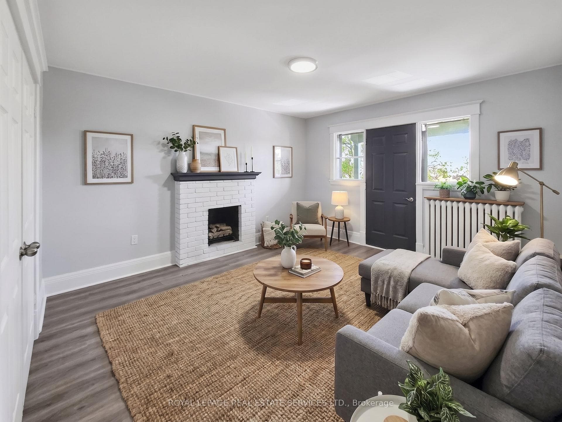 8 Ottawa Street N 4, Hamilton, ON L8H 3Y7