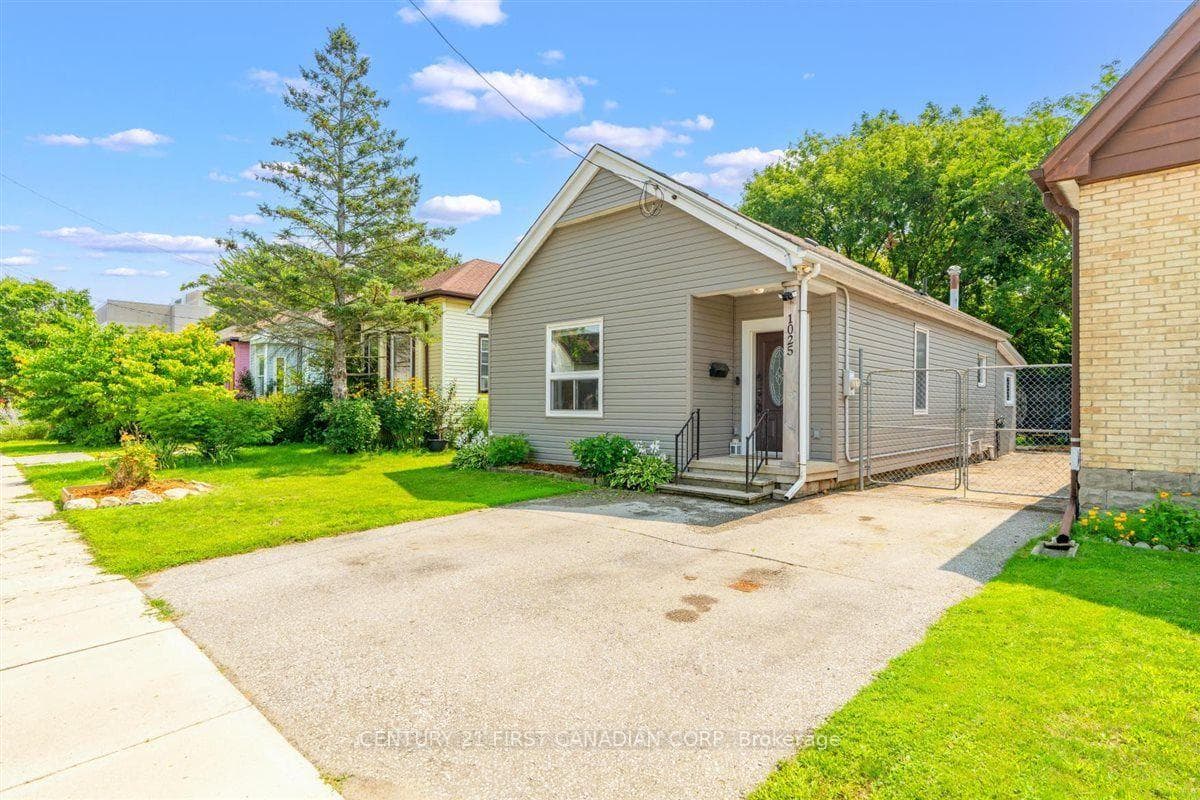 1025 King Street, London East, ON N5W 2X7