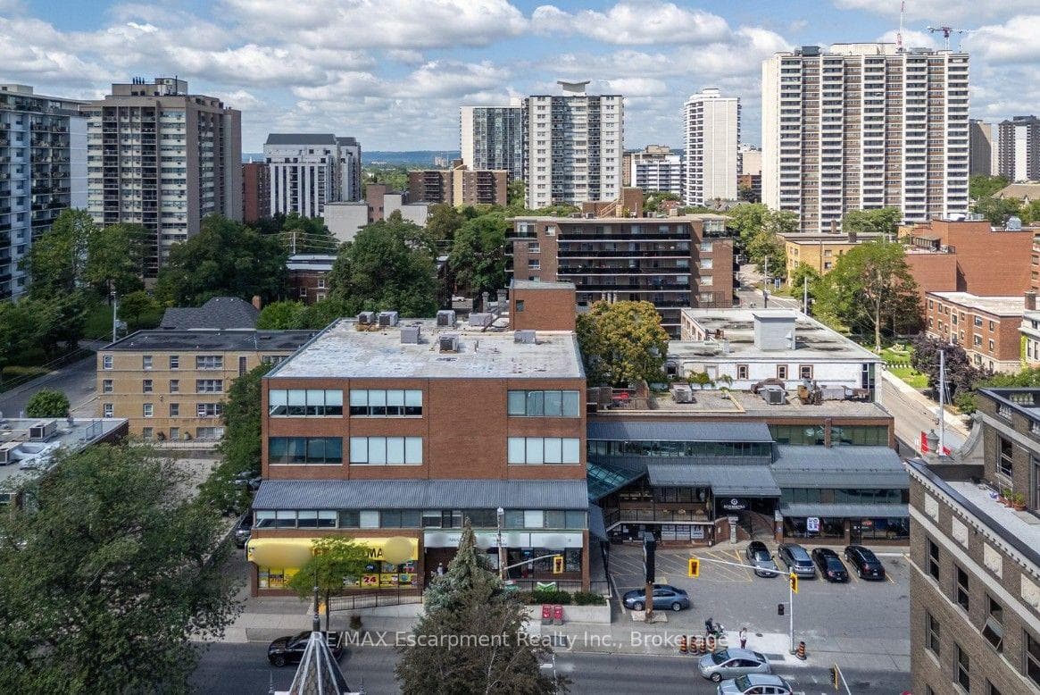180 James Street S 200, Hamilton, ON L8P 4V1