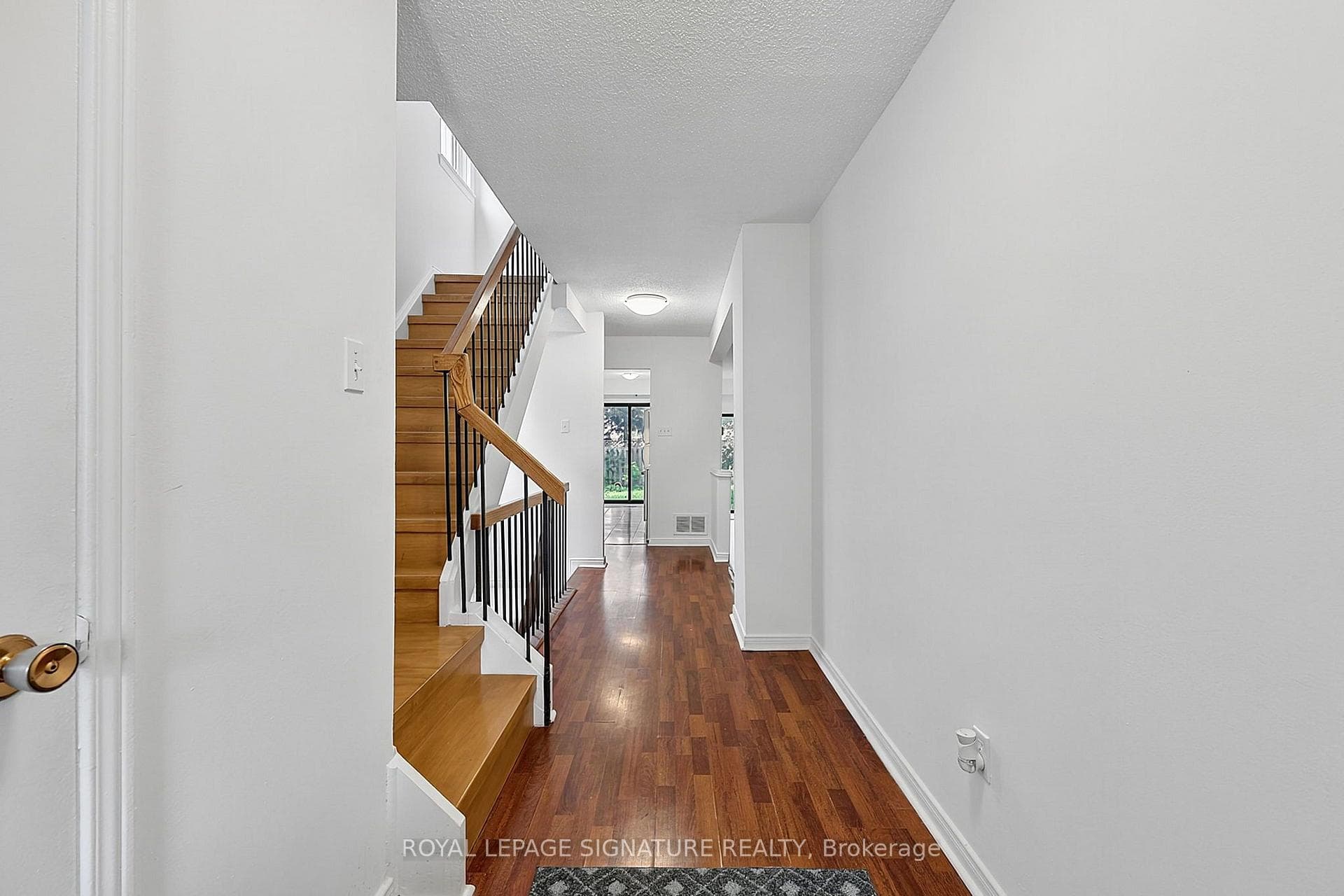 5950 Chidham Crescent, Mississauga, ON L5N 2R9