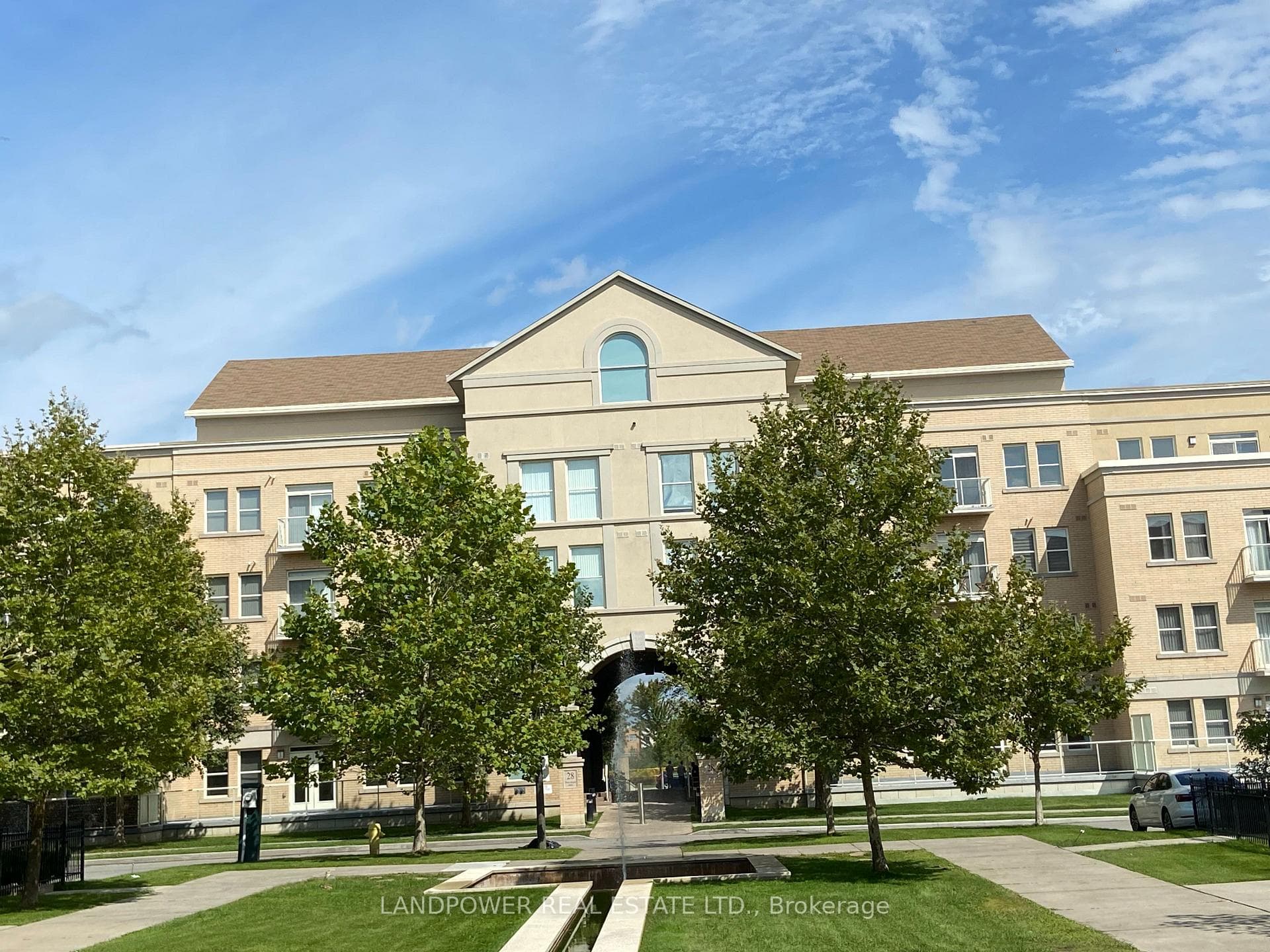 28 Prince Regent Street 318, Markham, ON L6C 0V5
