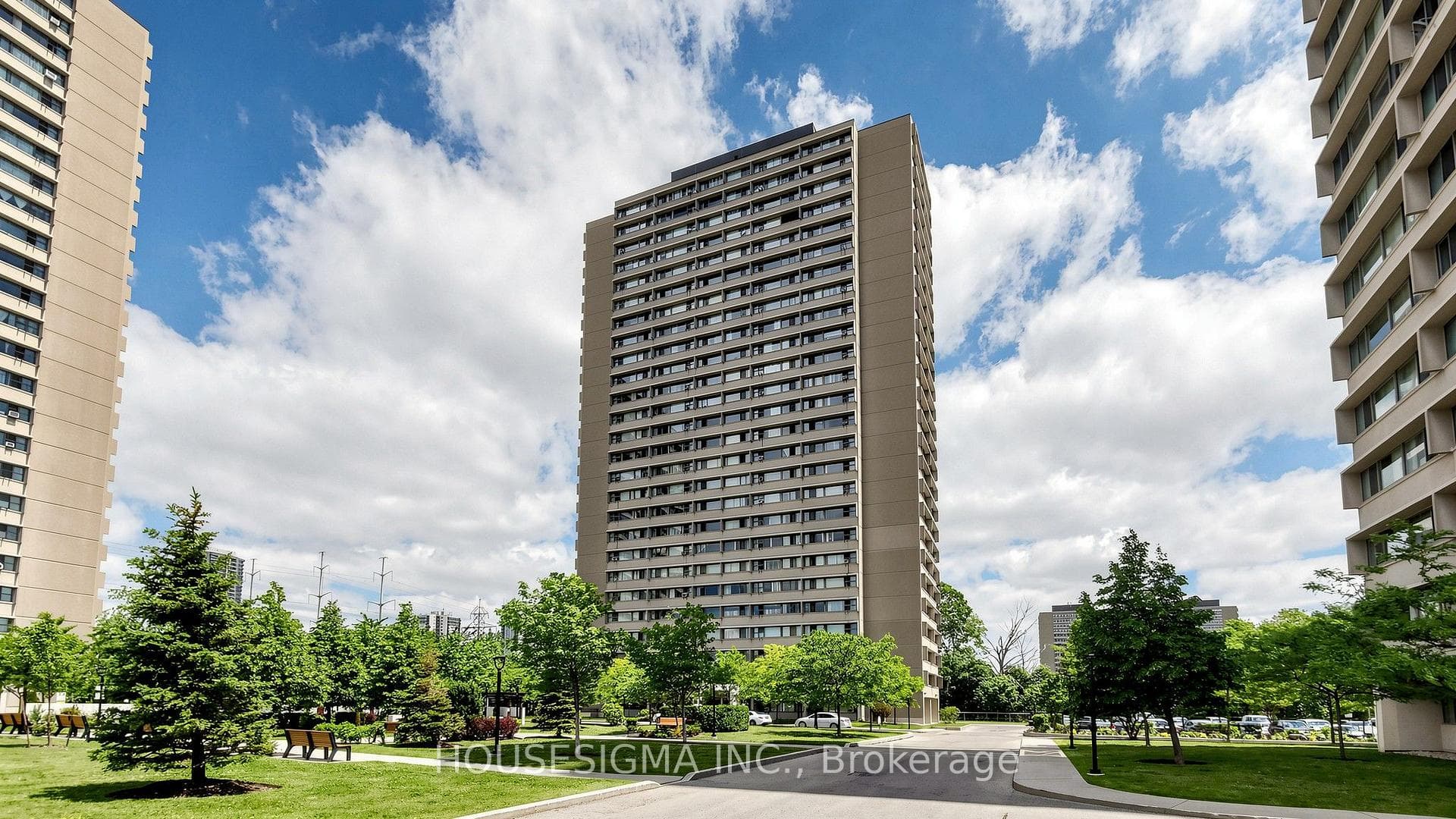 725 Don Mills Road 305, Toronto, ON M3C 1S6