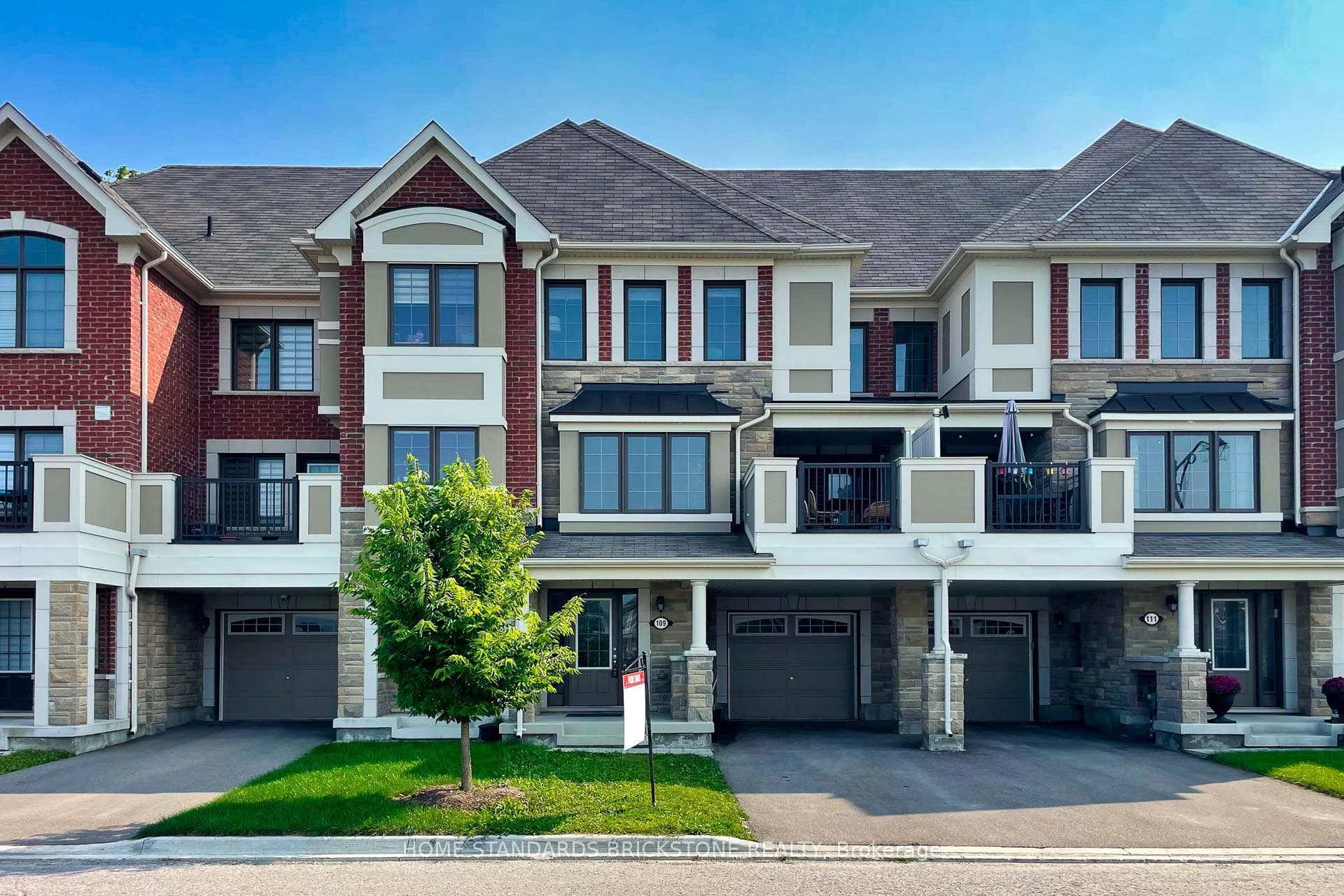 109 Mcalister Avenue, Richmond Hill, ON L4S 0L2