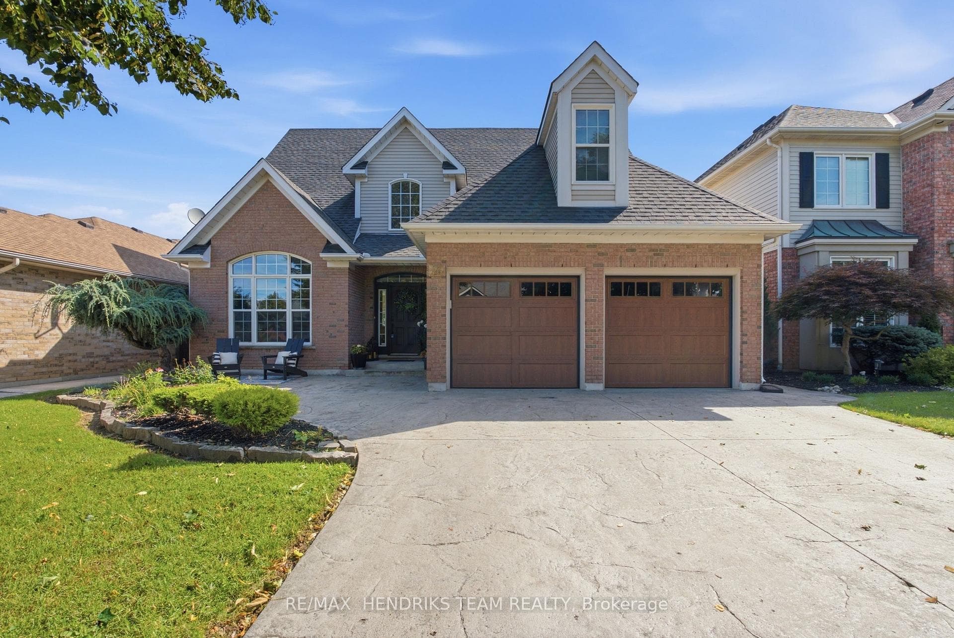 26 Countryside Drive, St. Catharines, ON L2W 1C3