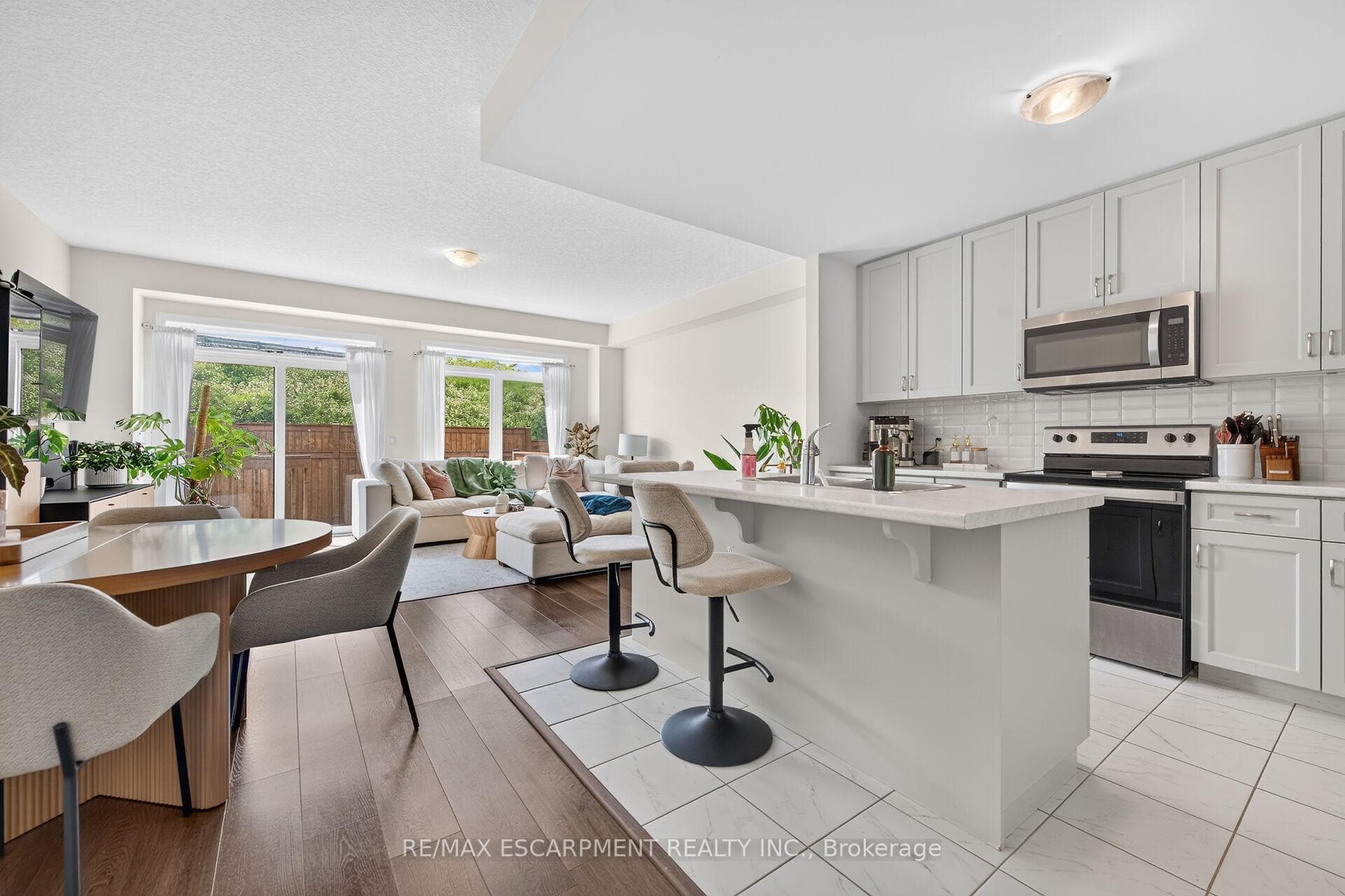 27 Rachel Drive 22, Hamilton, ON L8E 0K6