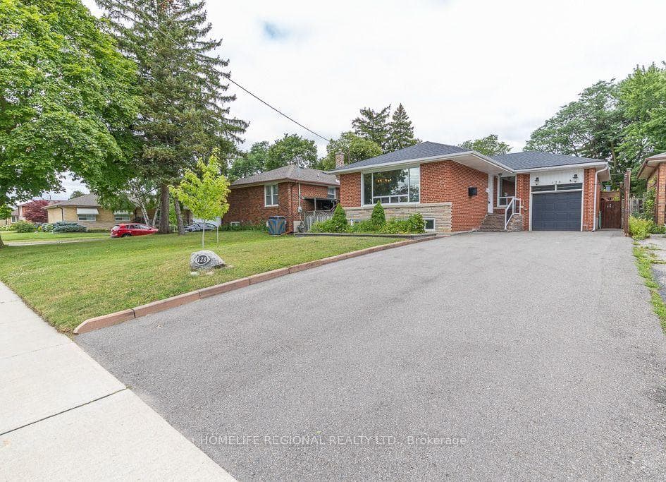 128 The Westway, Toronto, ON M9P 2B9