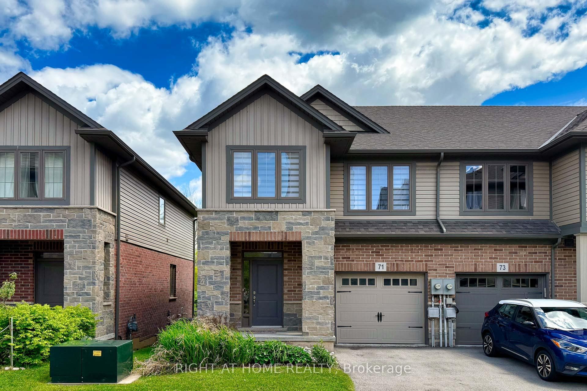 71 Southshore Crescent, Hamilton, ON L8E 0J3