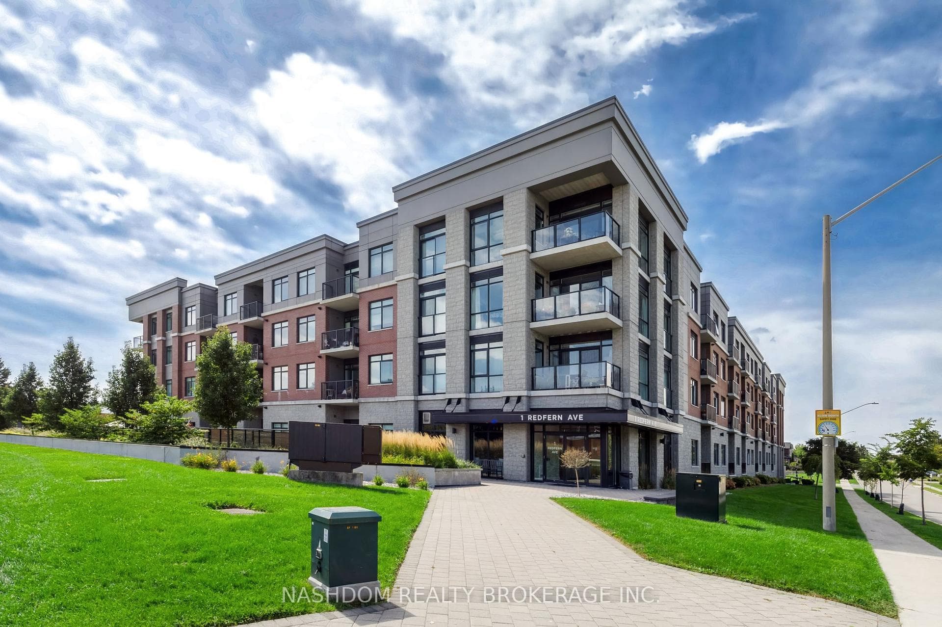 1 Redfern Avenue 119, Hamilton, ON L9C 0E6