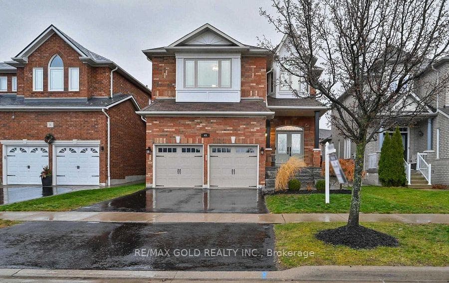 49 Norista Street, Whitby, ON L1R 3R4