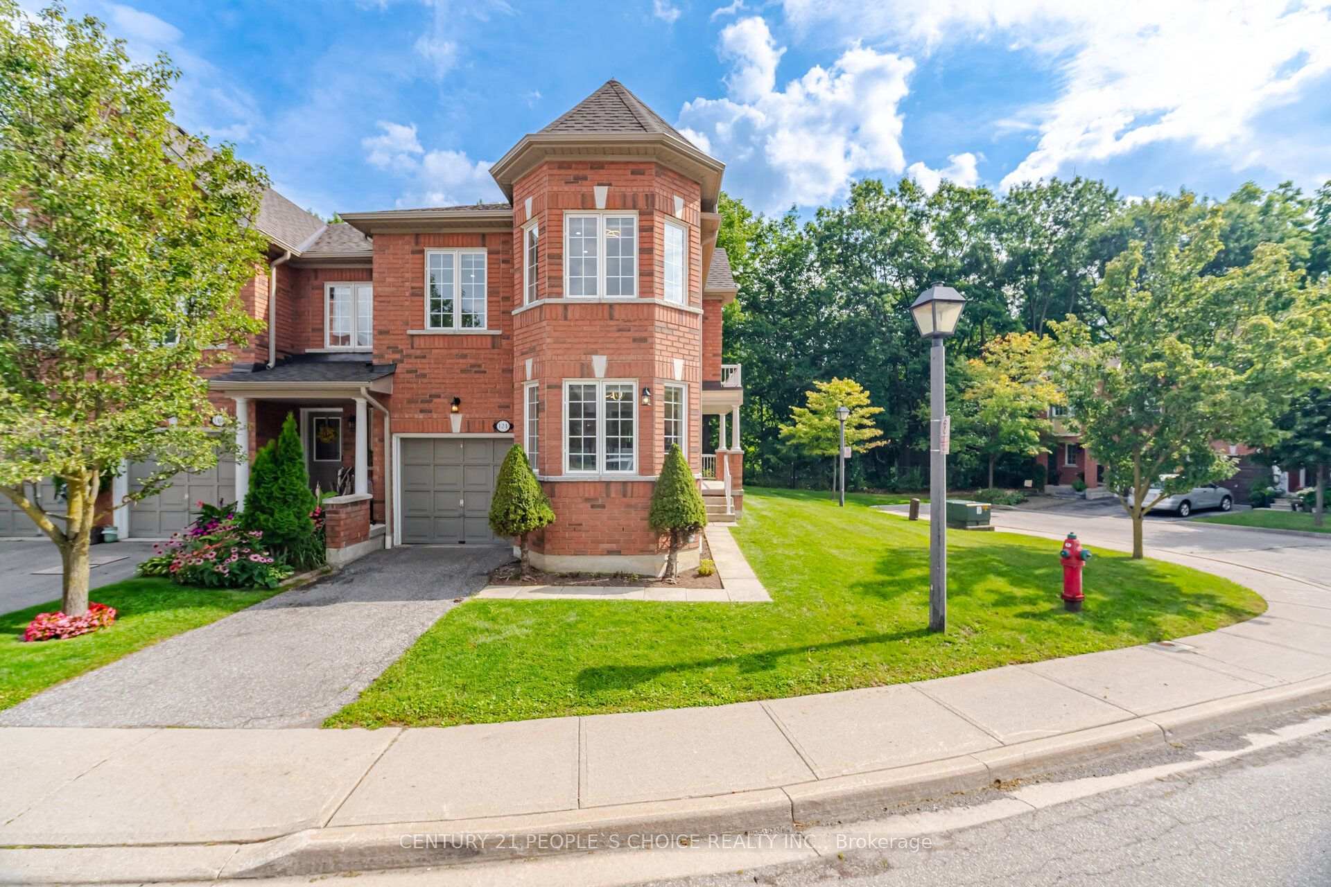 7360 Zinnia Place 124, Mississauga, ON L5W 2A5