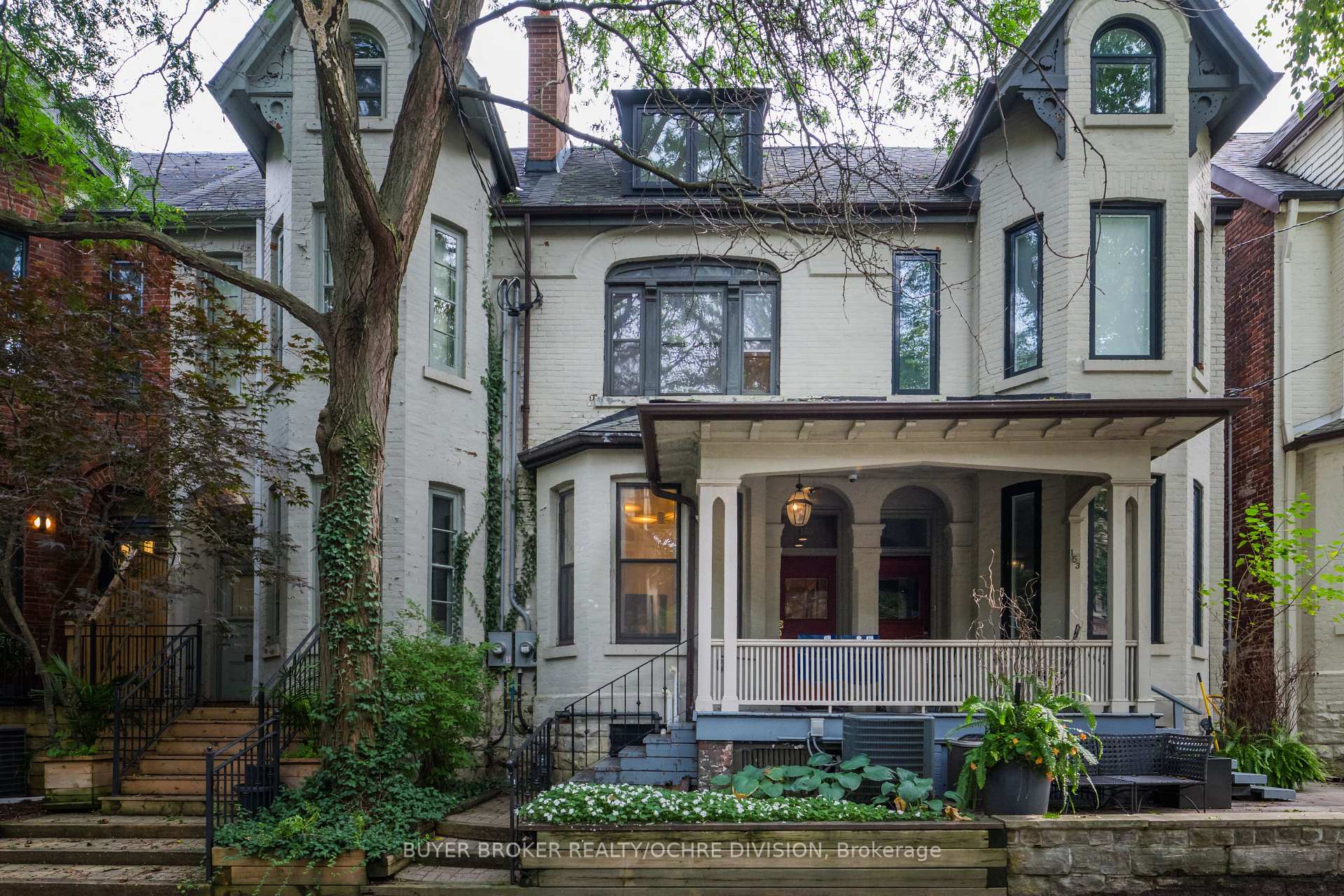 155 Collier Street, Toronto, ON M4W 1M2